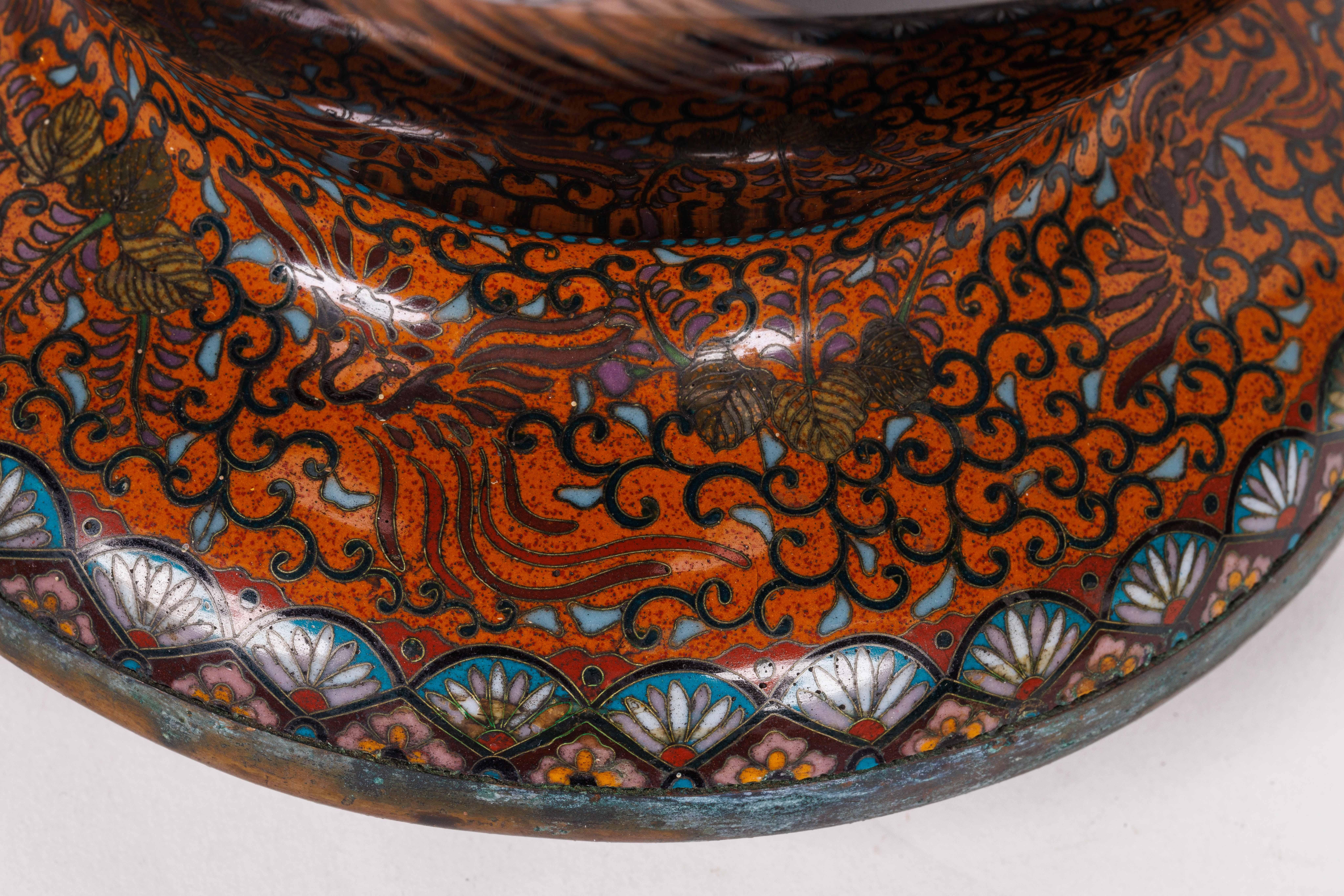 Large Pair of Meiji Period Japanese Cloisonne Enamel Double Dragon Vases For Sale 10