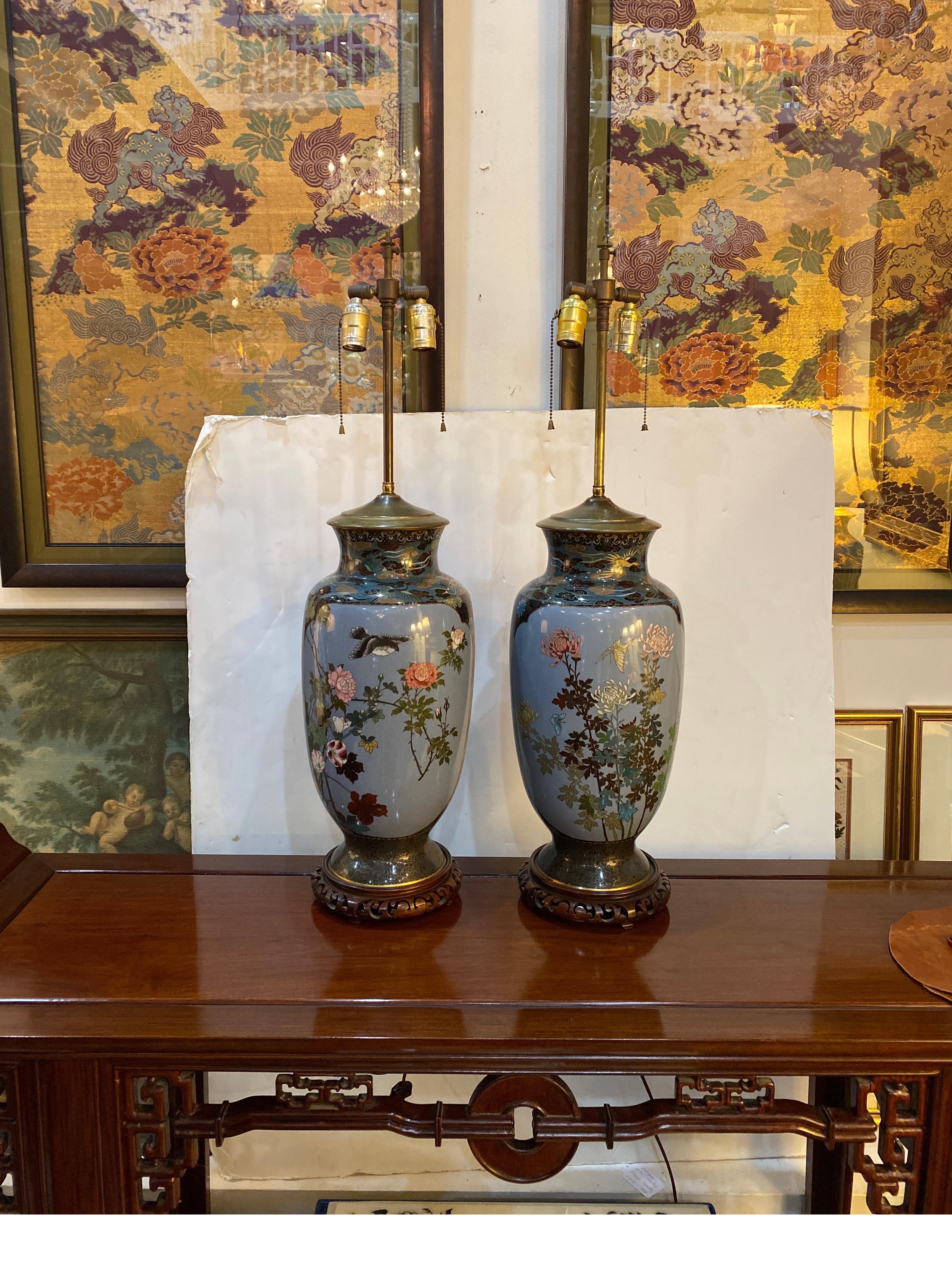 Large Pair of Meiji-Showa Period Japanese Cloisonné Lamps 4