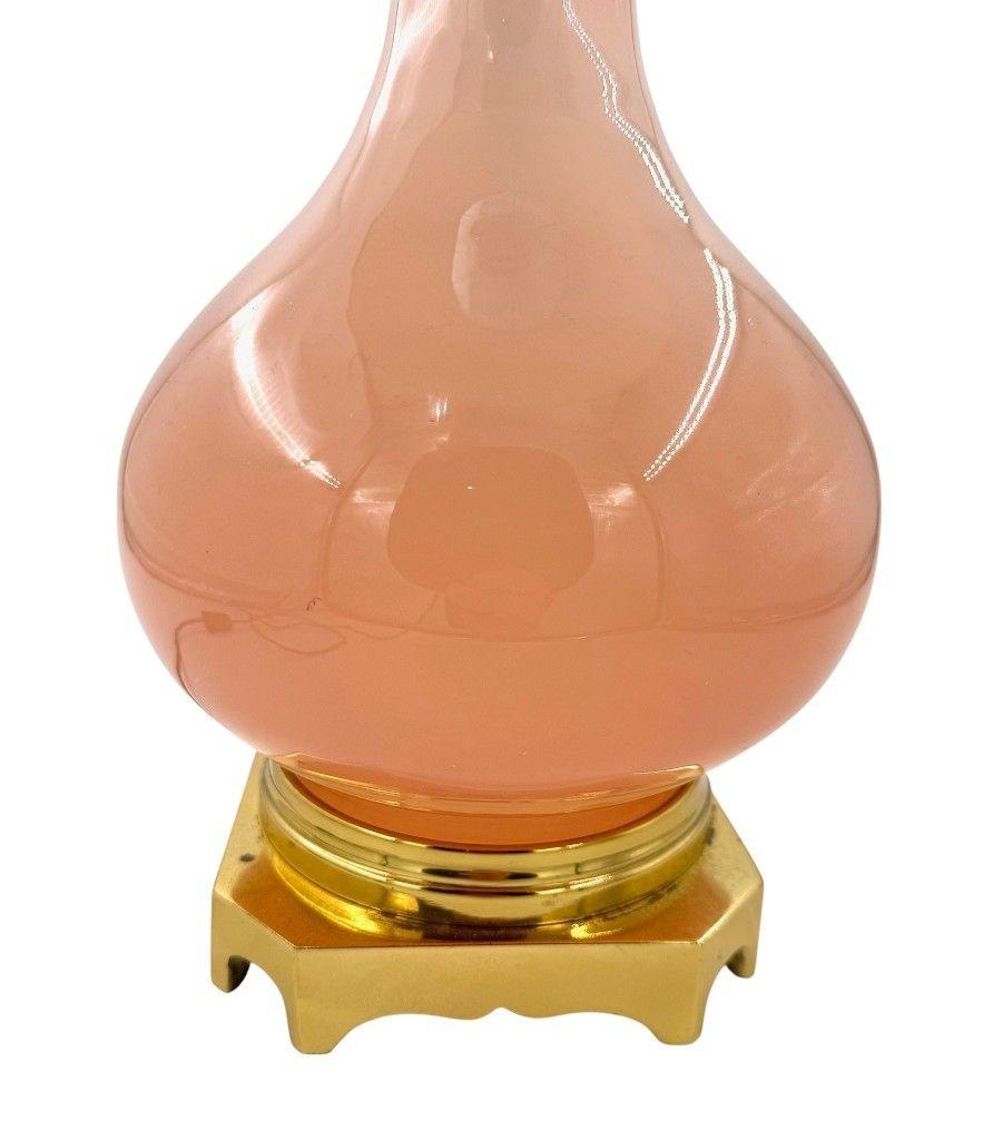 Paire de lampes Paul Hanson des années 1950 avec des bases en verre opalin rose de Murano en vente 2