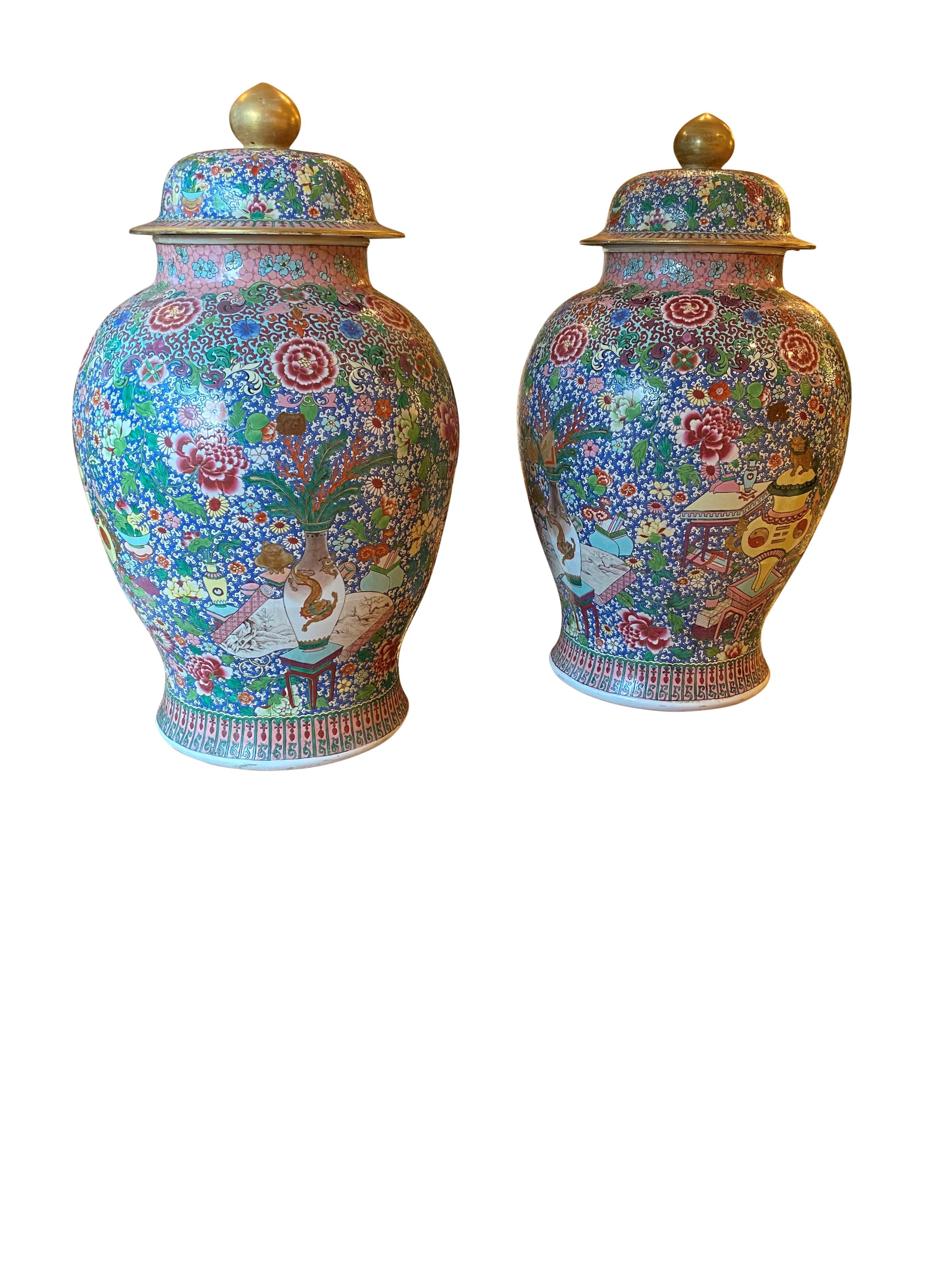 Large Pair of Samson Famille Rose Ginger Jars In Good Condition For Sale In London, GB