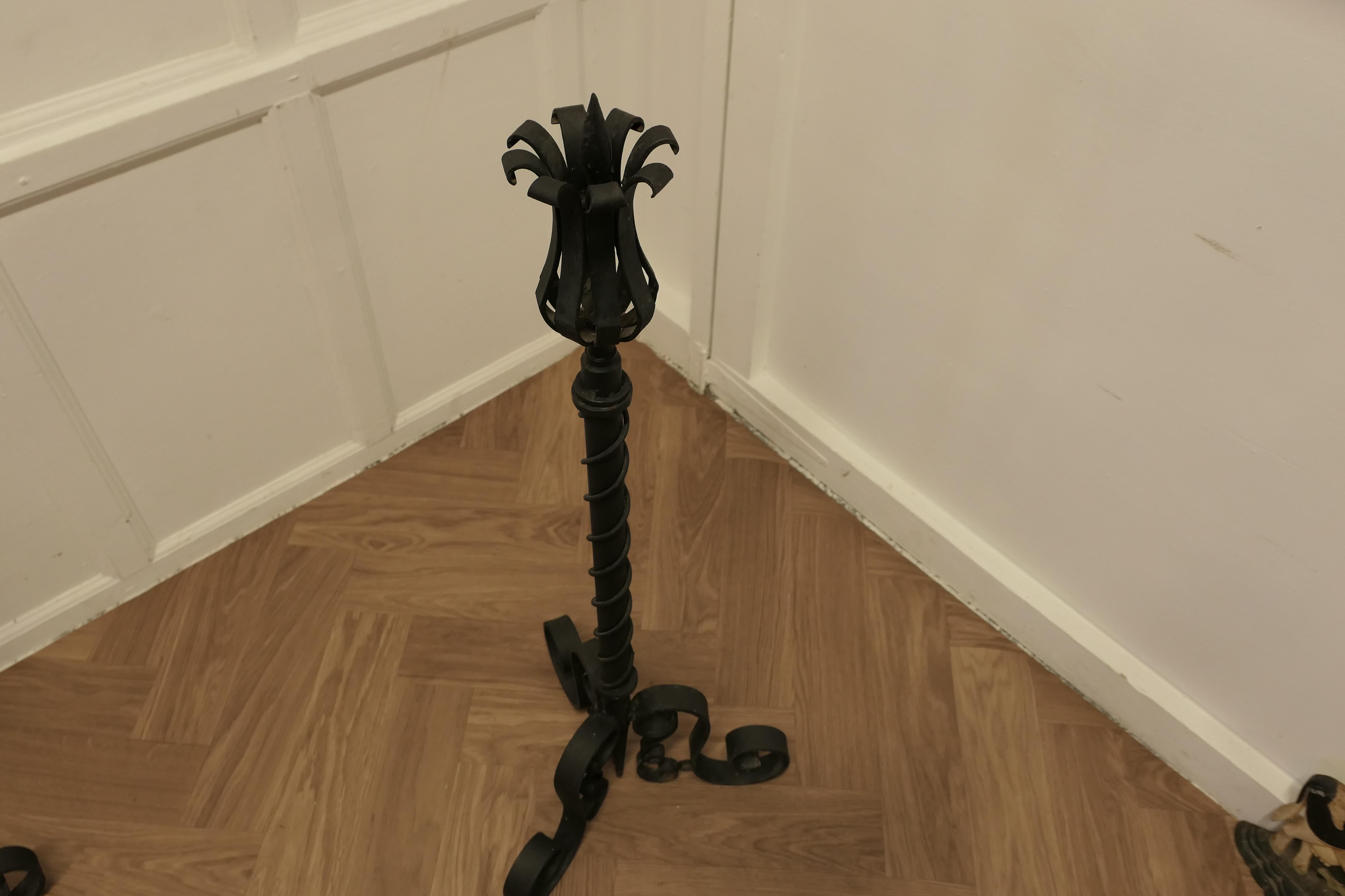 A Large Pair of Wrought Iron Candle Sticks or Torchère  b in vendita 3
