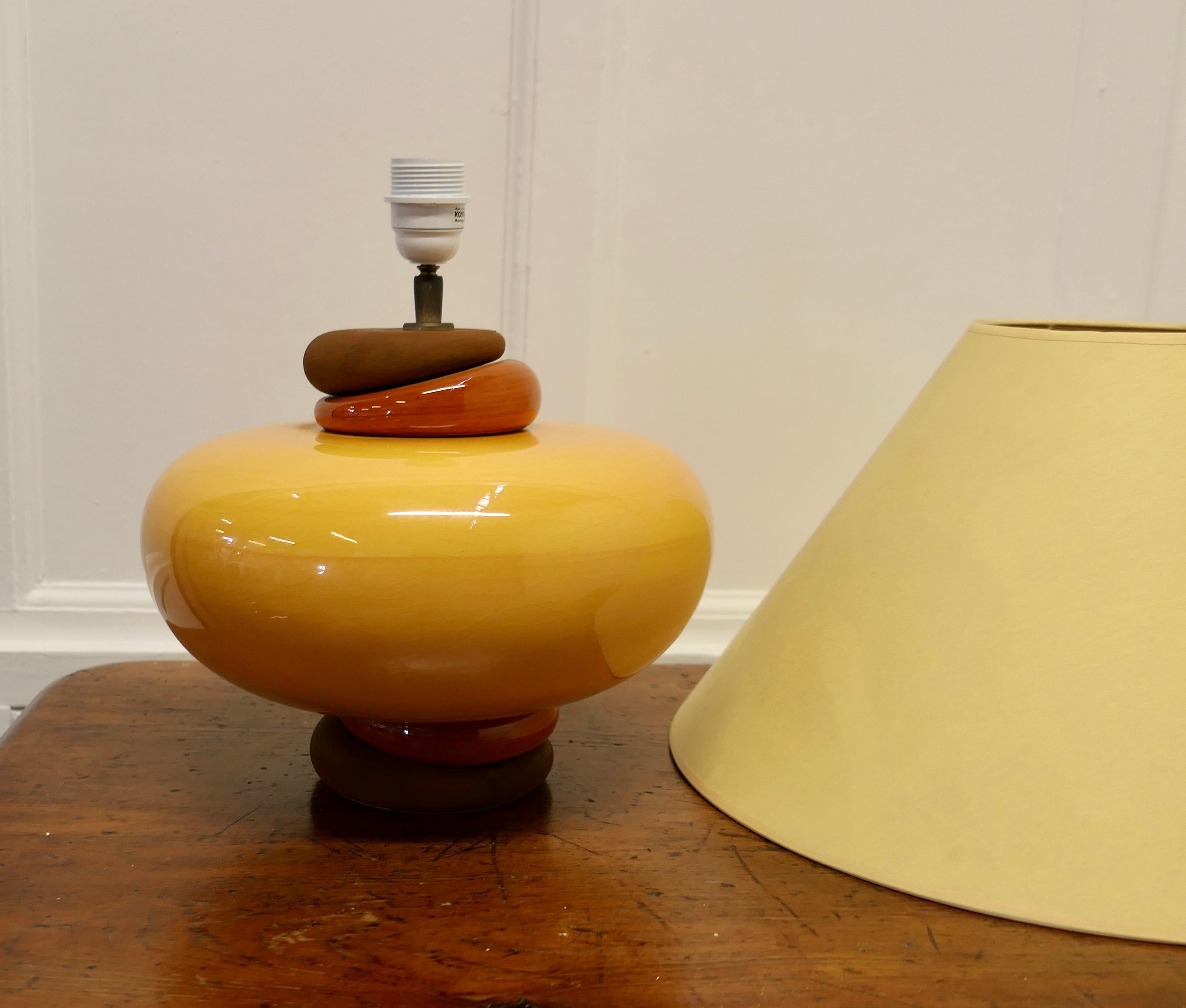 20th Century Large Pebble and Rich Yellow Glass Sideboard Lamp a Large French Piece For Sale
