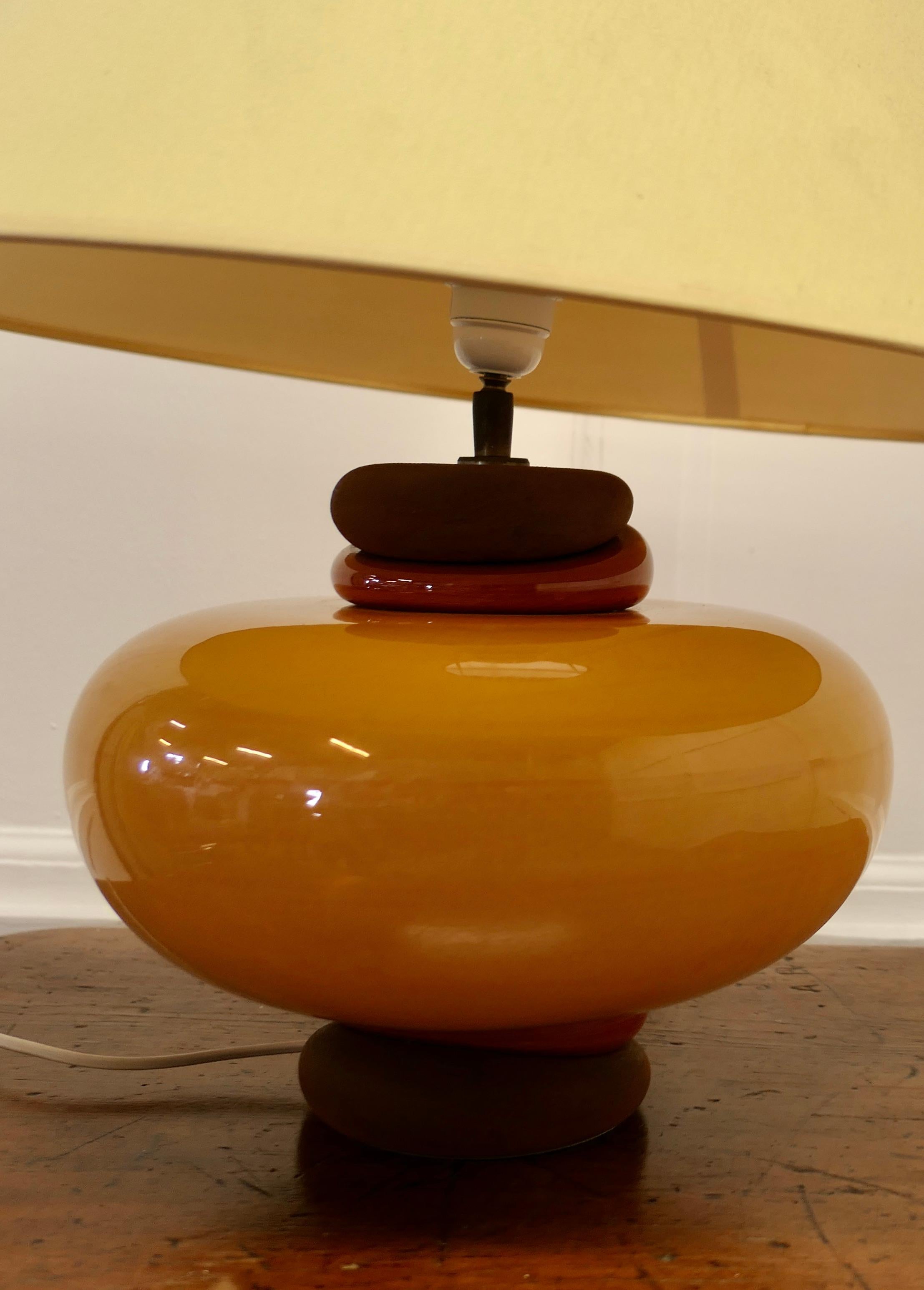 Large Pebble and Rich Yellow Glass Sideboard Lamp a Large French Piece For Sale 3