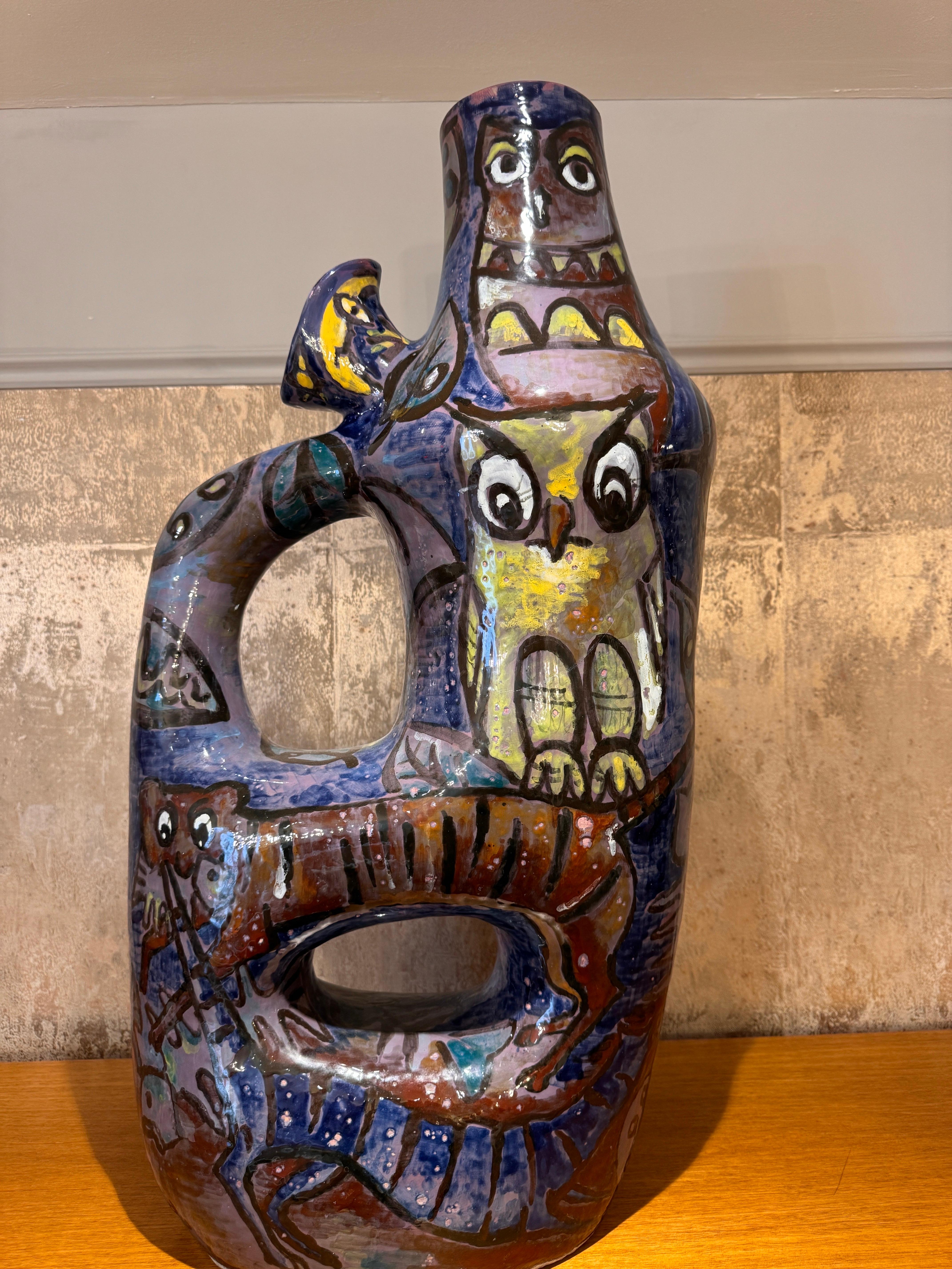 A large “ Pesaro” glazed ceramic art vessel In Good Condition For Sale In London, GB