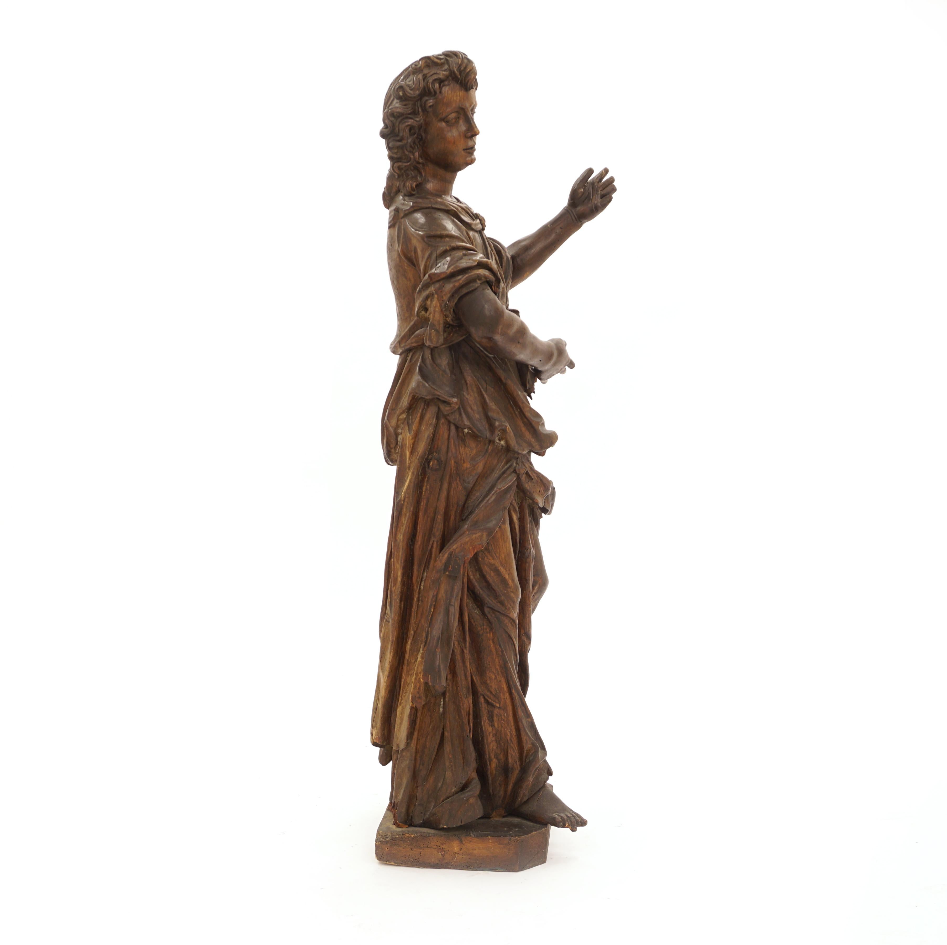 Large Probably Germanearly 18th Century Wood Cut Full Size Baroque Figurine In Good Condition For Sale In Aabenraa, DK