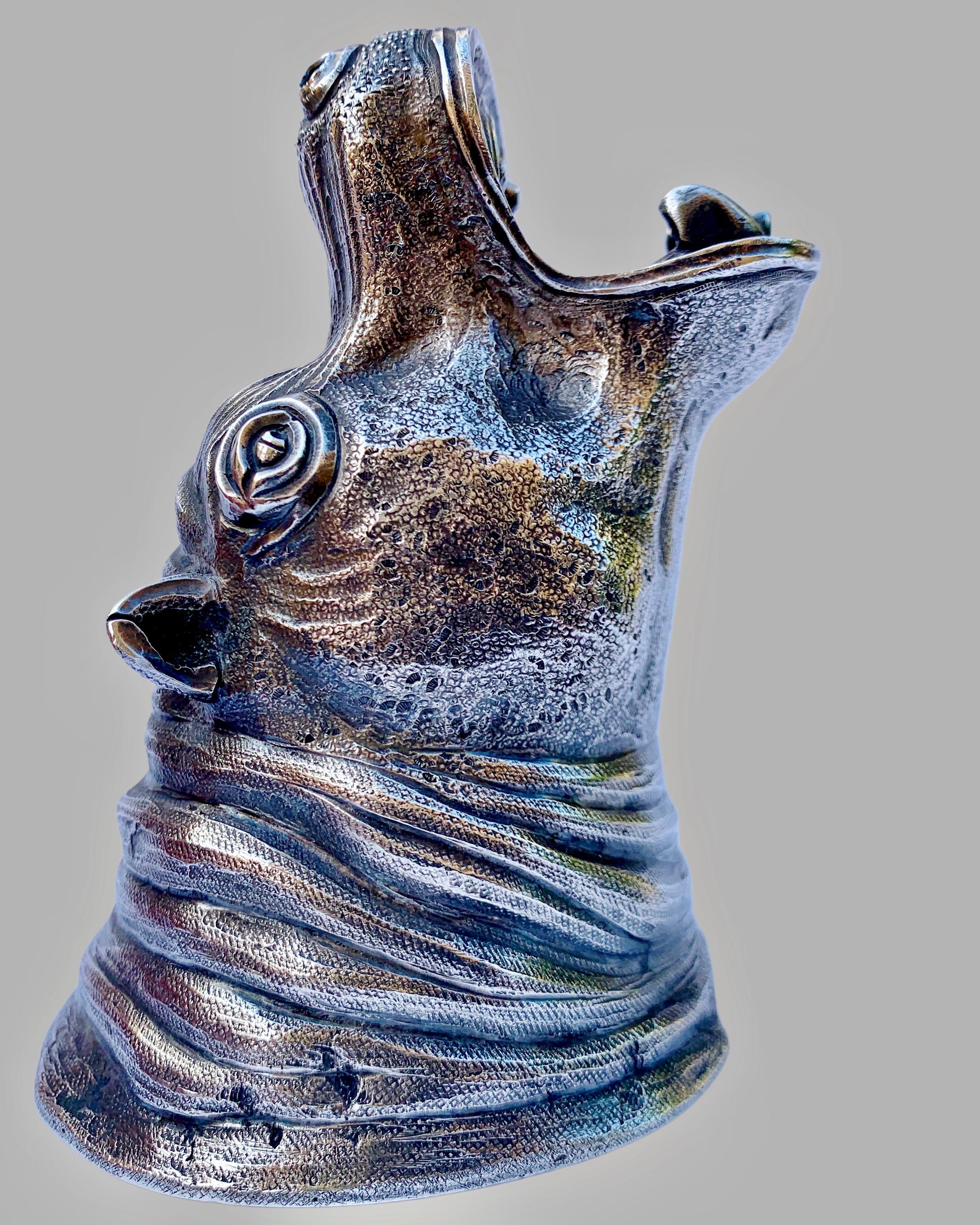 Un grand et rare briquet / porte-cigares 