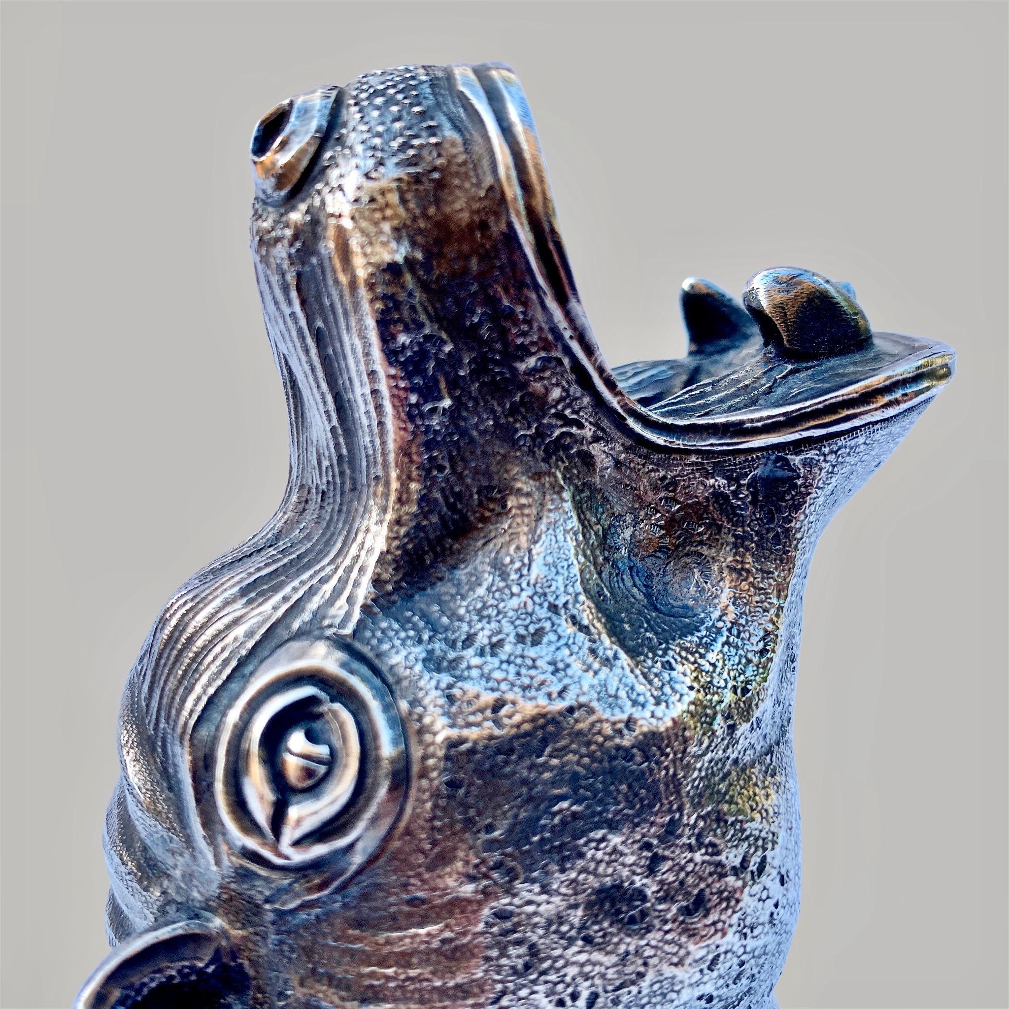 Un grand et rare briquet / porte-cigares 