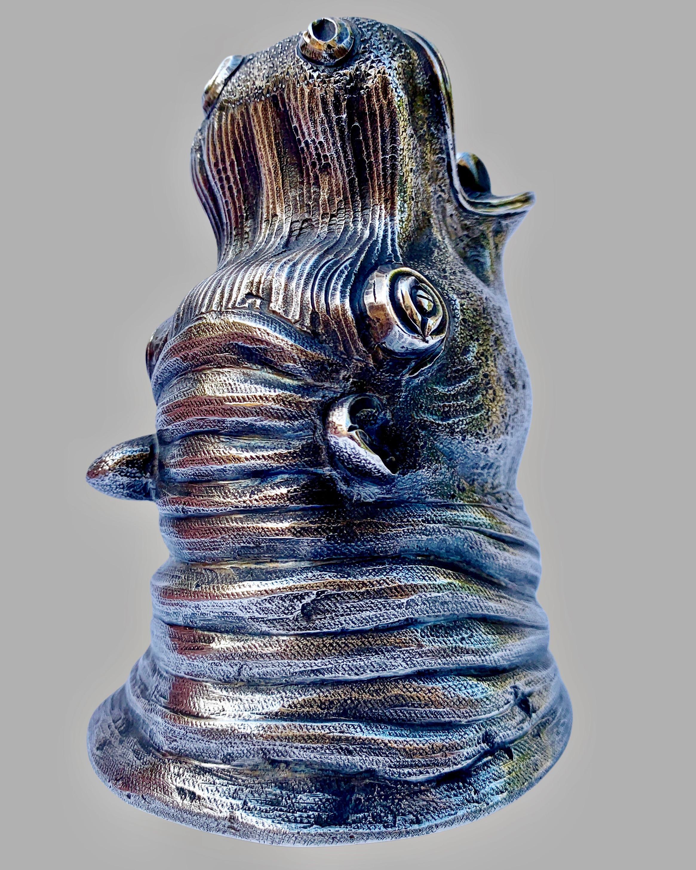 20ième siècle Un grand et rare briquet / porte-cigares 