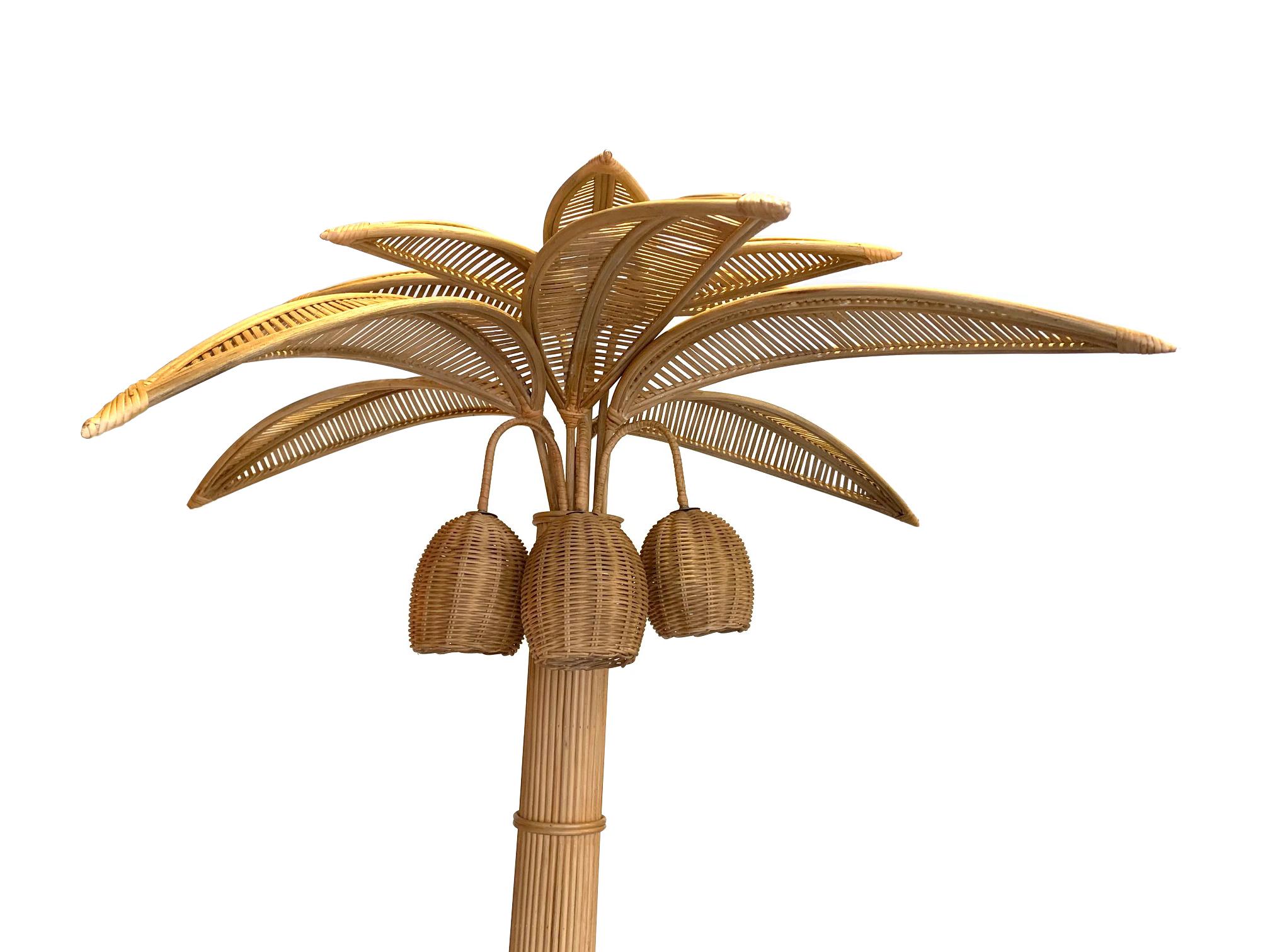 Large Rattan Palm Tree Floor Light, with Three Bulbs in the Coconuts In Good Condition For Sale In London, GB
