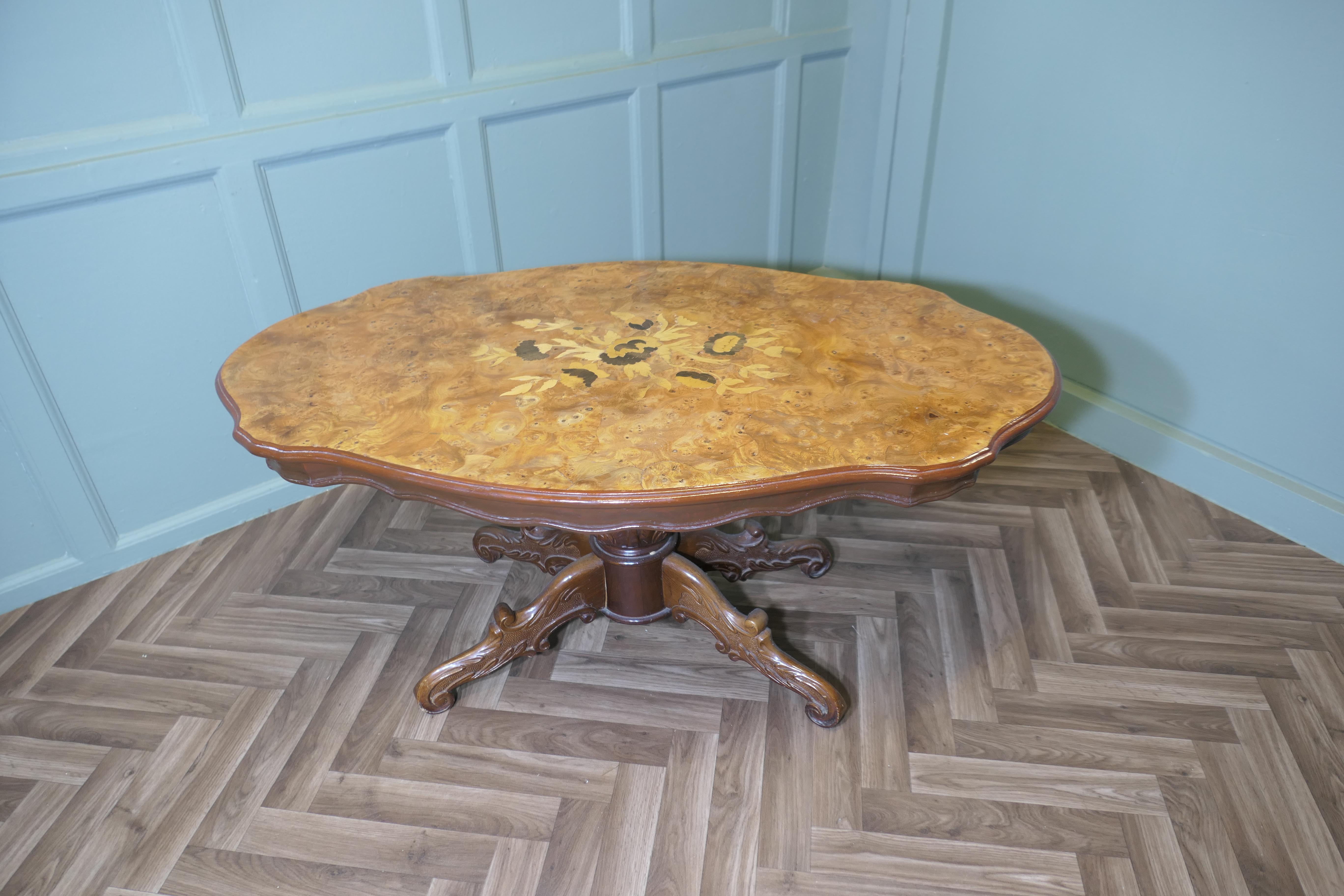 Arts and Crafts A Large Regency Style Birdseye Veneer Coffee Table For Sale