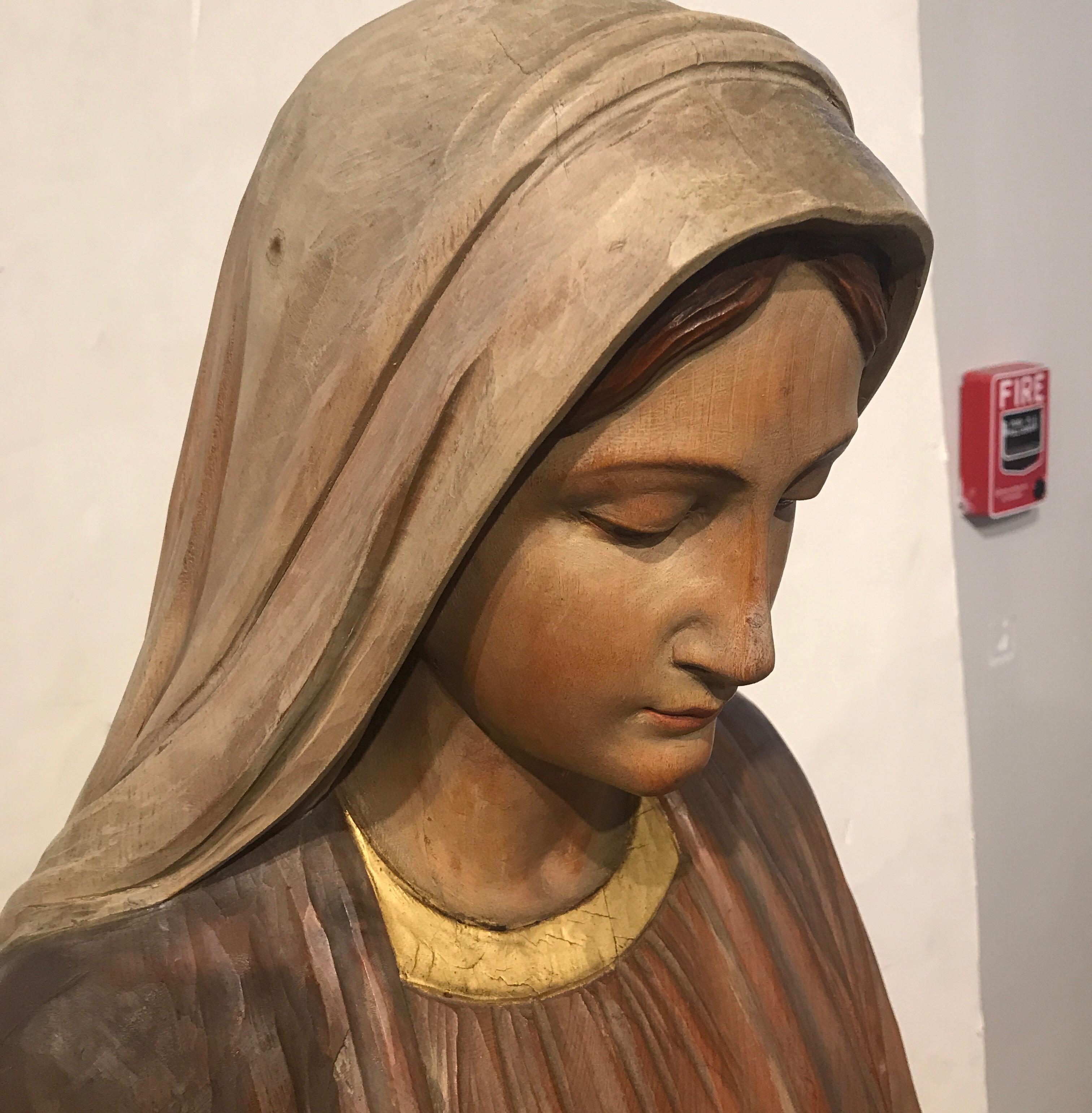 Large Religious Had Carved Statue of Virgin Mary 2