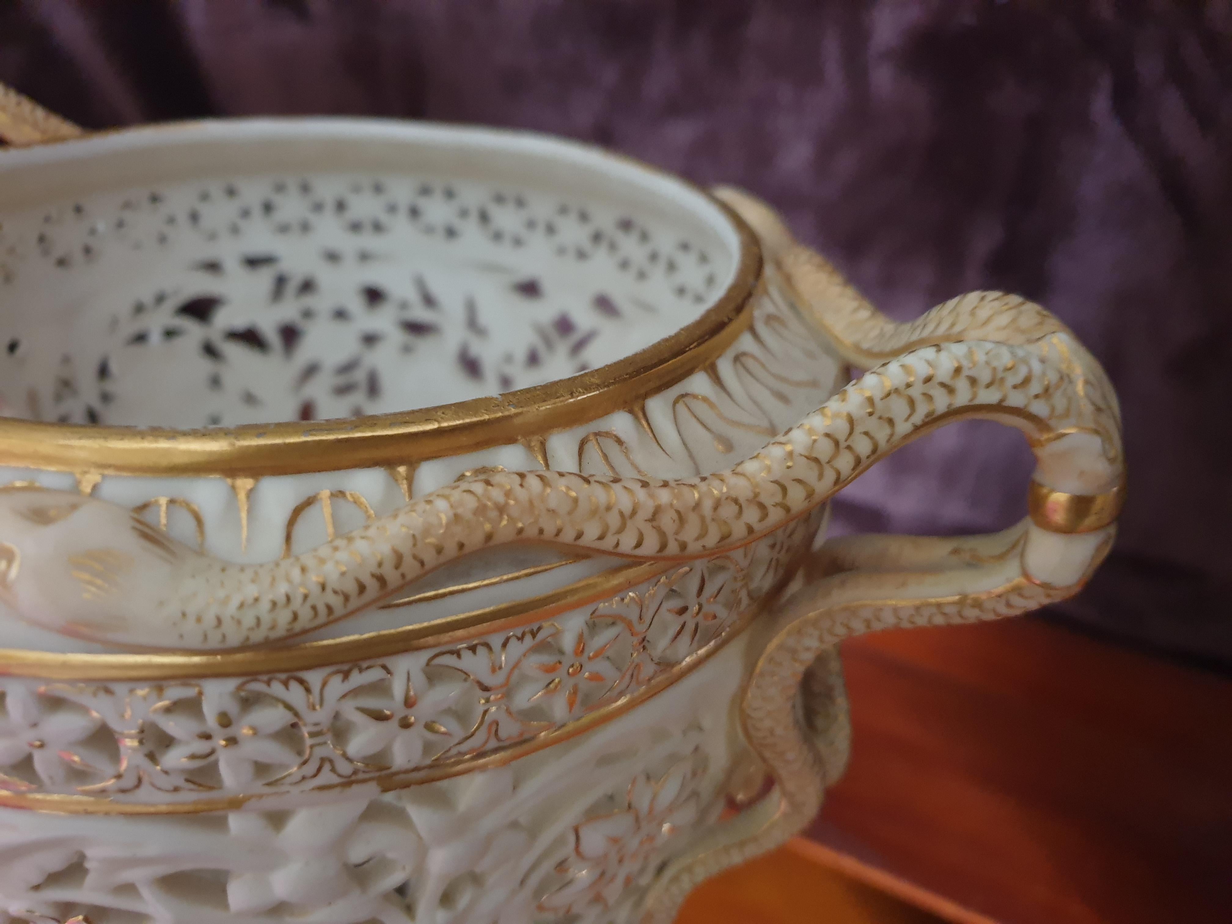 Grainger & Co Worcester Reticulated Serpent Pot Pourri Lidded Vase 19th Century For Sale 9