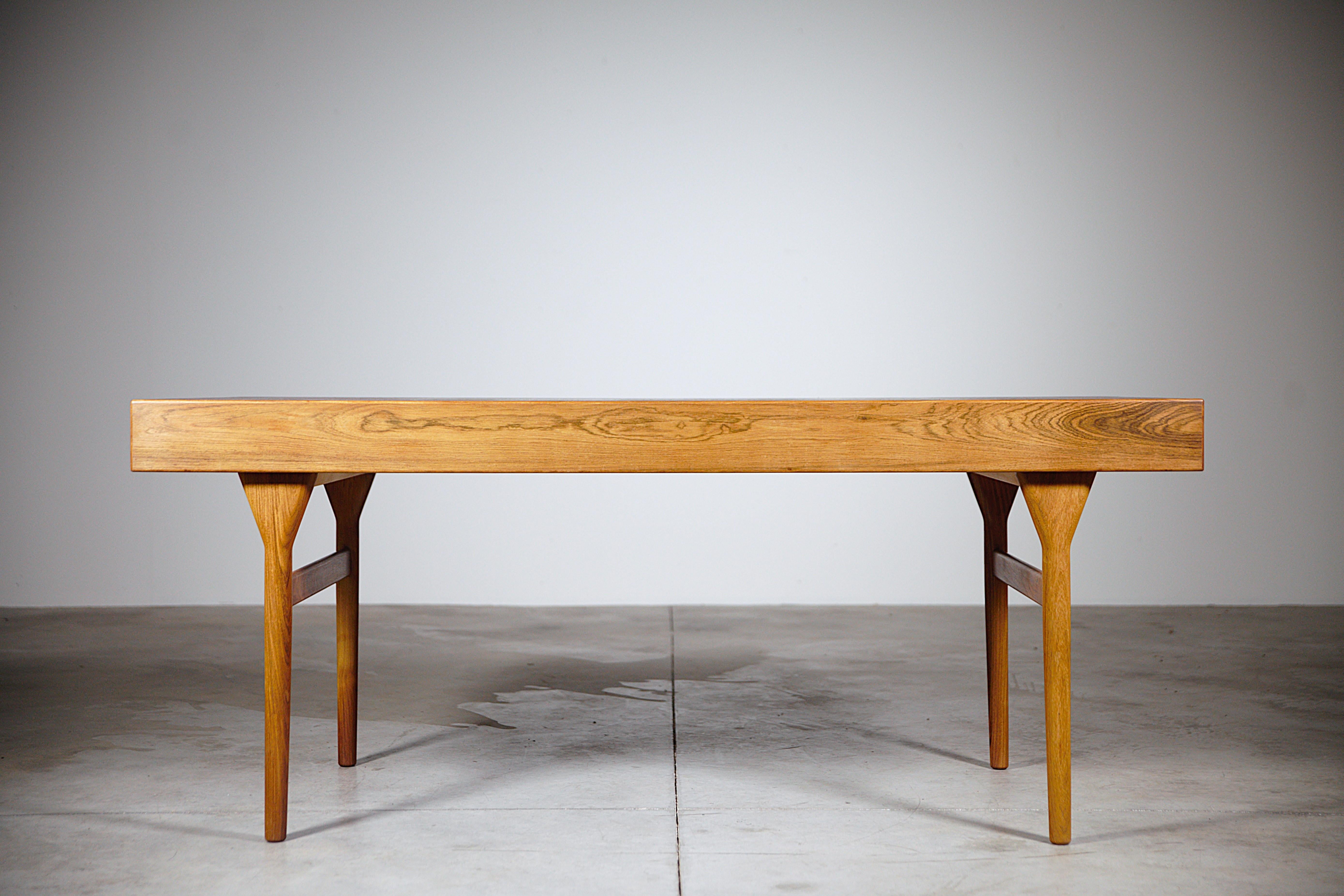 Großer Palisanderschreibtisch von Nanna Ditzel Dänemark 1960er Jahre im Angebot 8