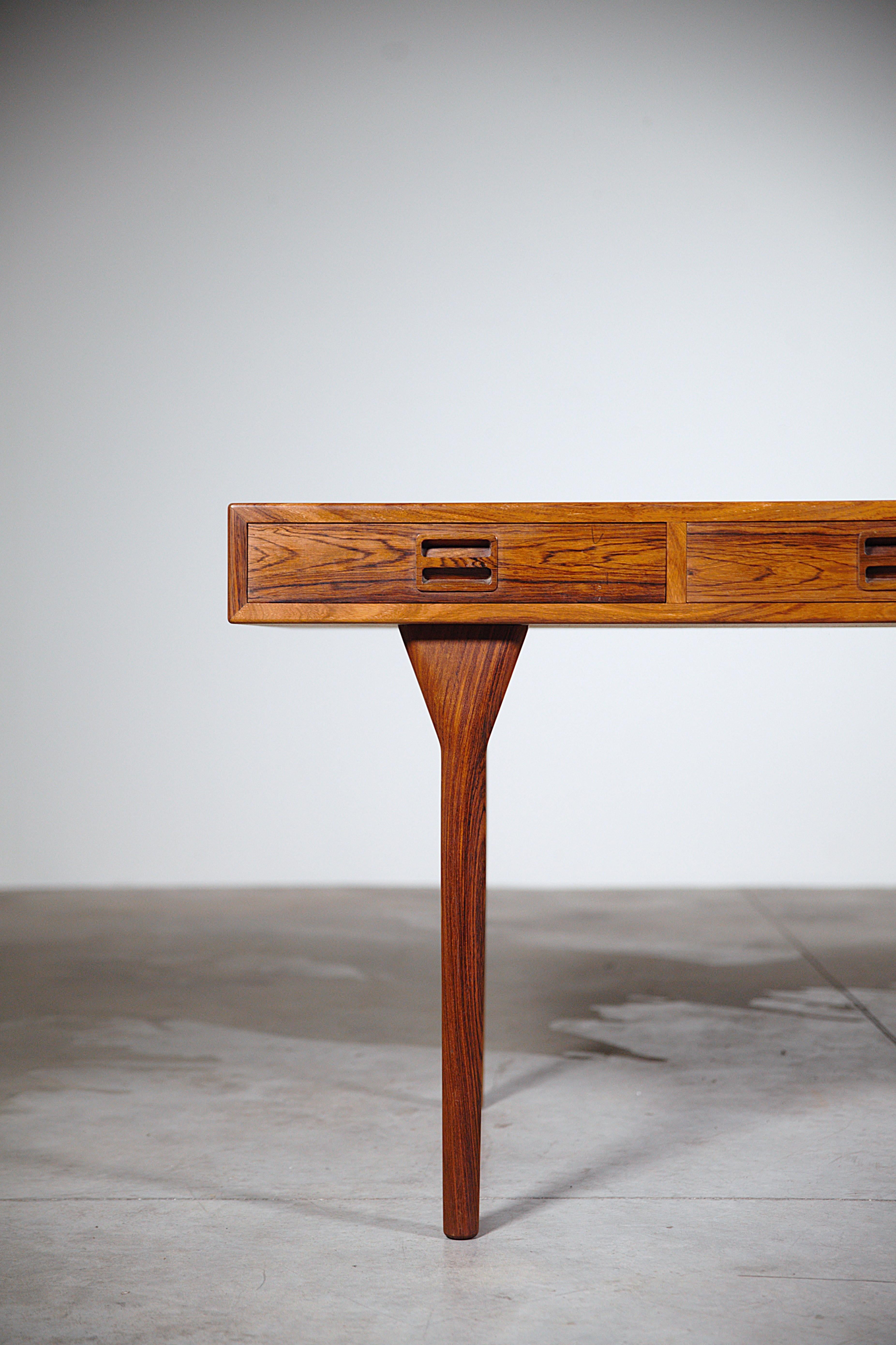 Großer Palisanderschreibtisch von Nanna Ditzel Dänemark 1960er Jahre im Angebot 2