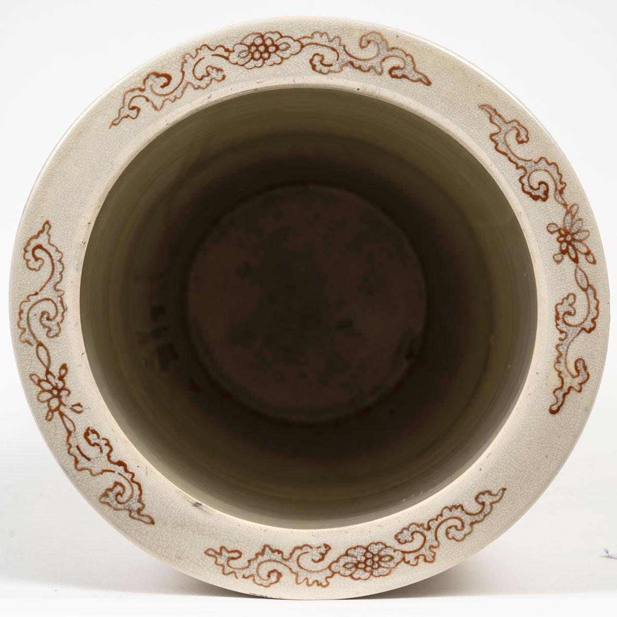 Grande vaso o portaombrelli in terracotta di Satsuma, arte asiatica, XIX secolo. in vendita 3
