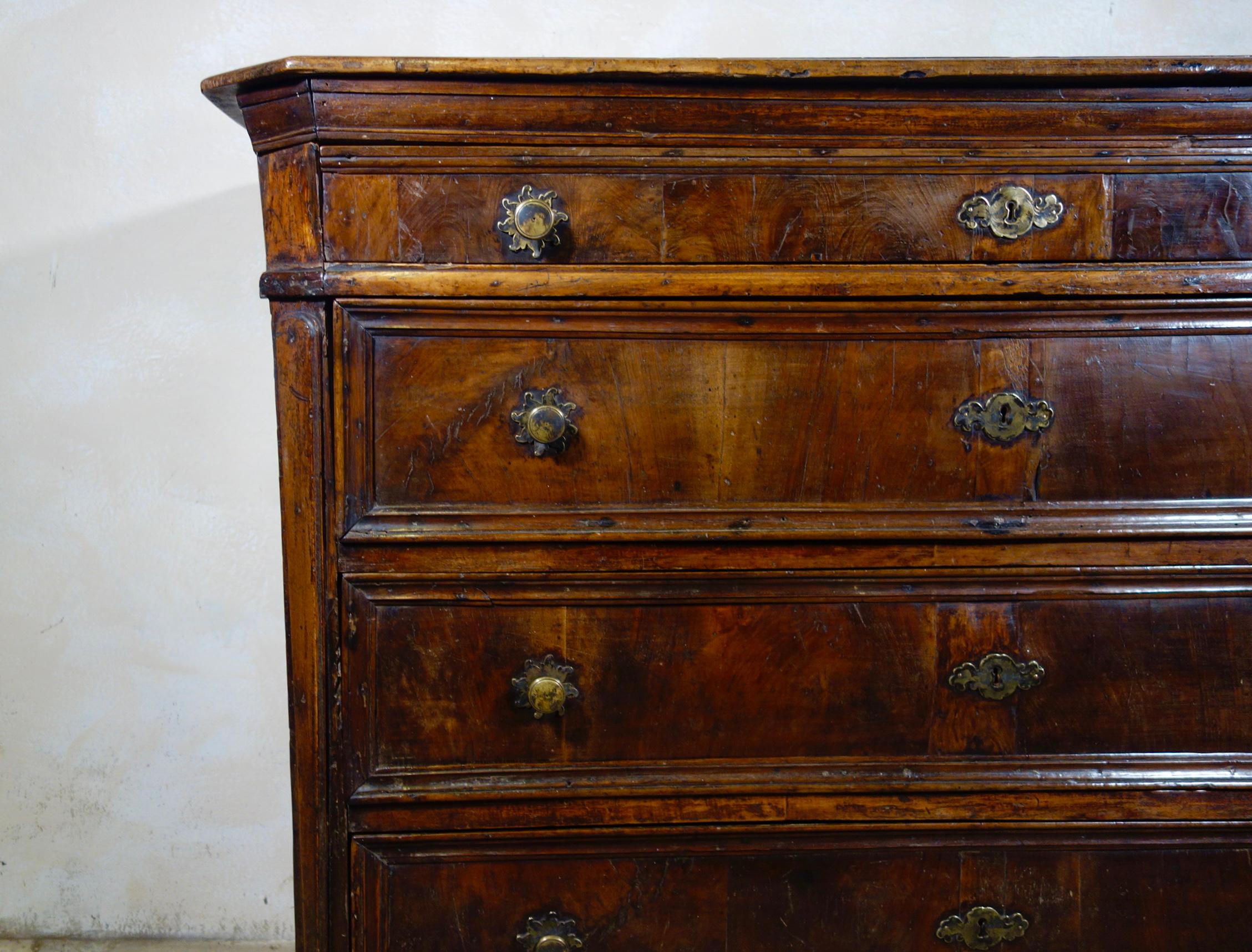 A Huge 17th Century North Italian Walnut Commode - Chest of Drawers - Dresser For Sale 1