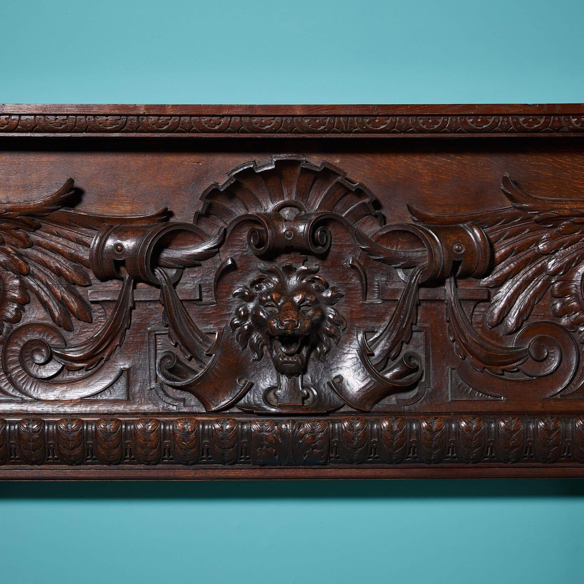 Chimenea inglesa victoriana de roble tallado del siglo XIX a gran escala. Citas a cir Victoriano en venta