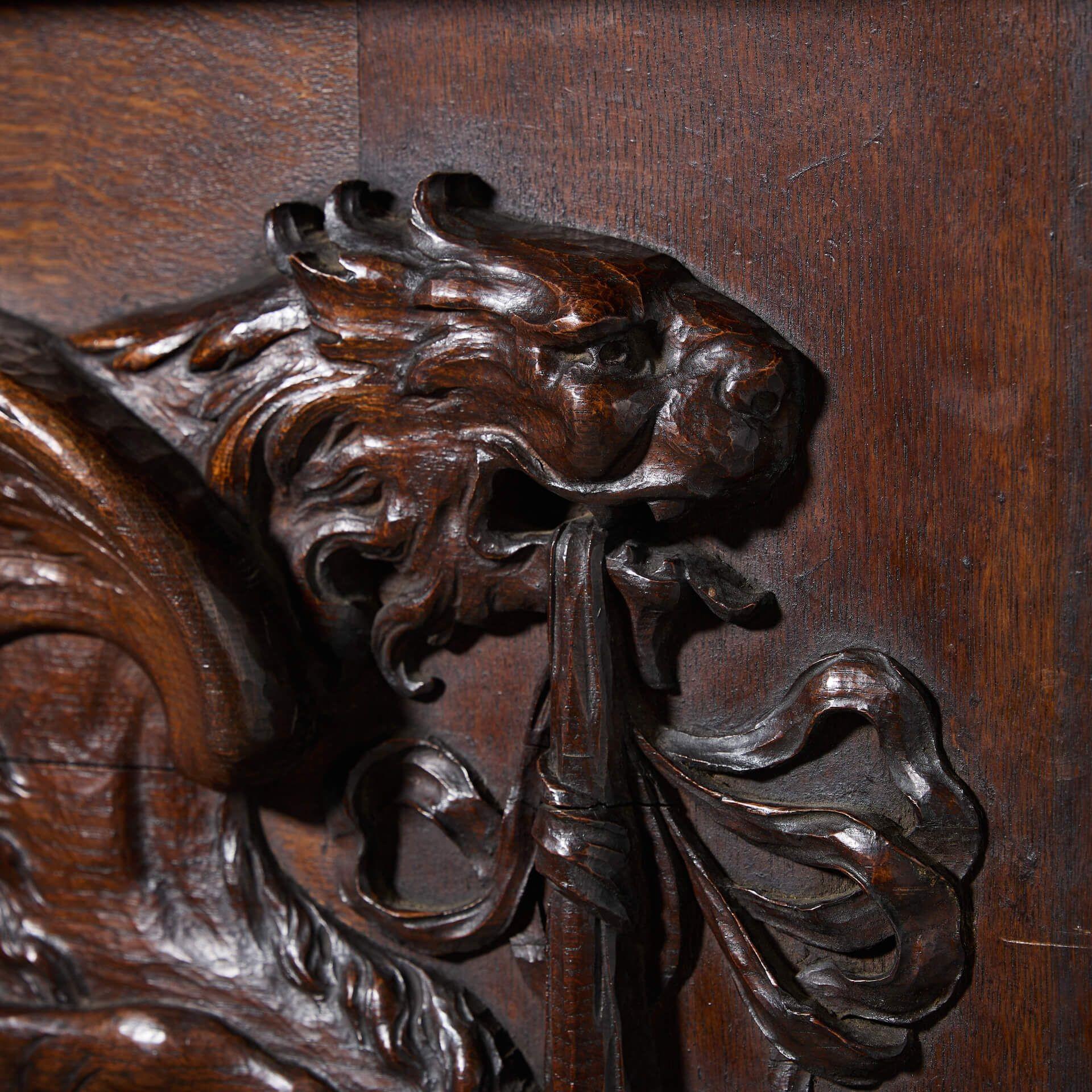 Chimenea inglesa victoriana de roble tallado del siglo XIX a gran escala. Citas a cir en venta 1