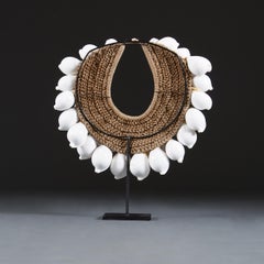 Cowrie-Muschel-Halskette aus Papua-Neuguinea, großformatig, frühes 20. Jahrhundert