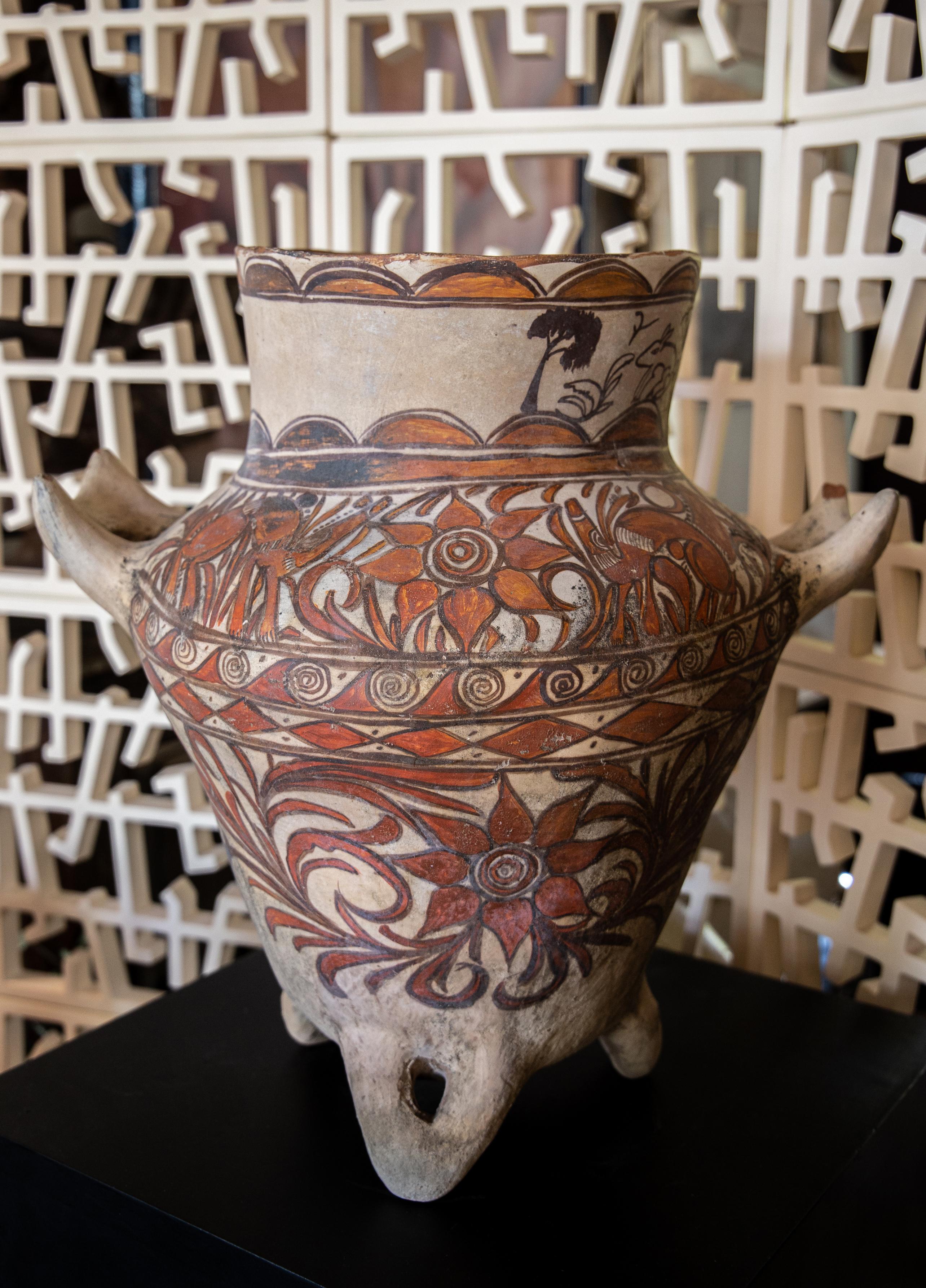 Tribal Large Scale Hand Painted Tripod Urn from Guerrero, Mexico, c1800 For Sale