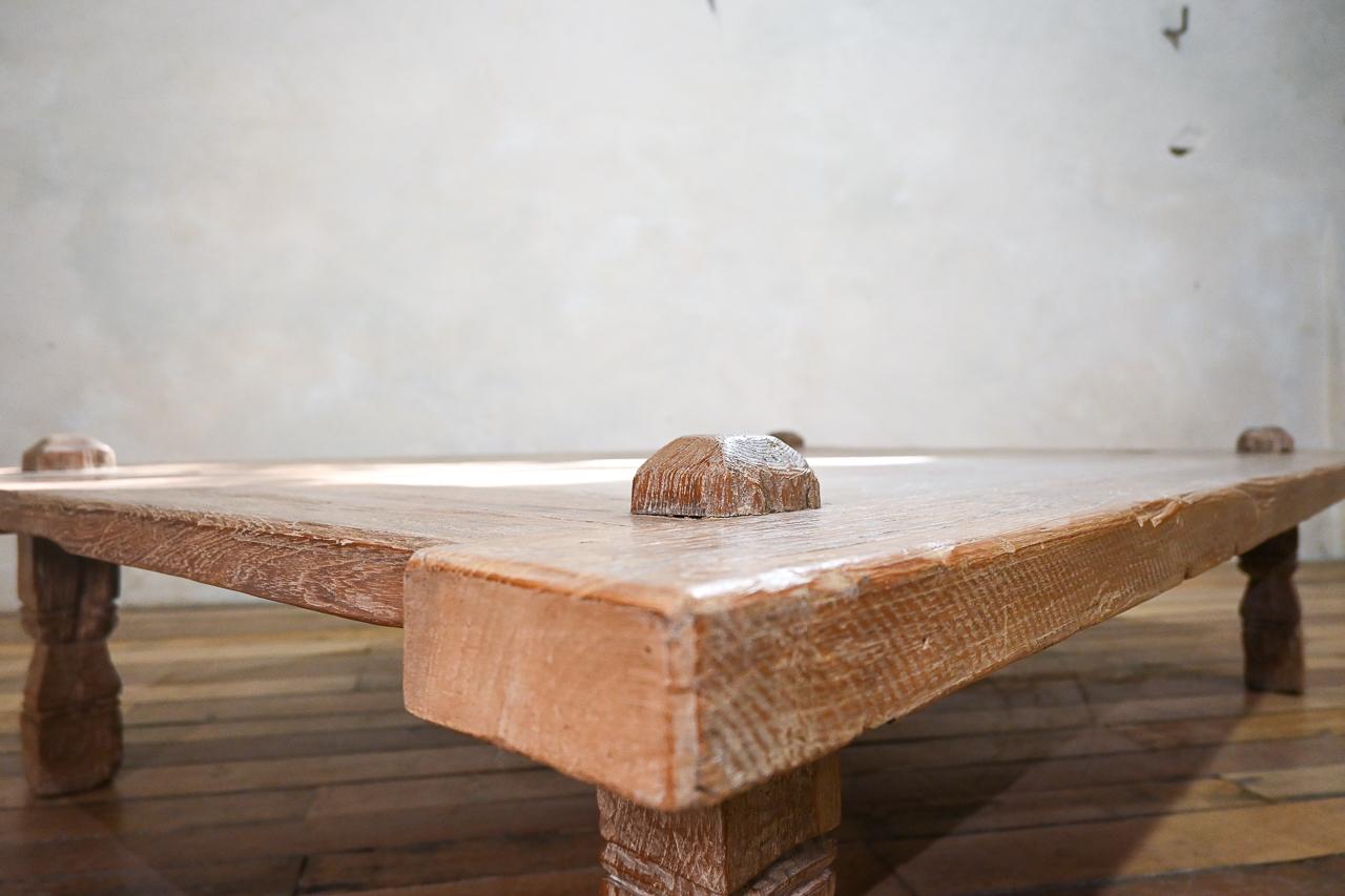 Large-Scale Late 19th Century Javanese, Indonesia Weavers Coffee Table In Good Condition In Basingstoke, Hampshire