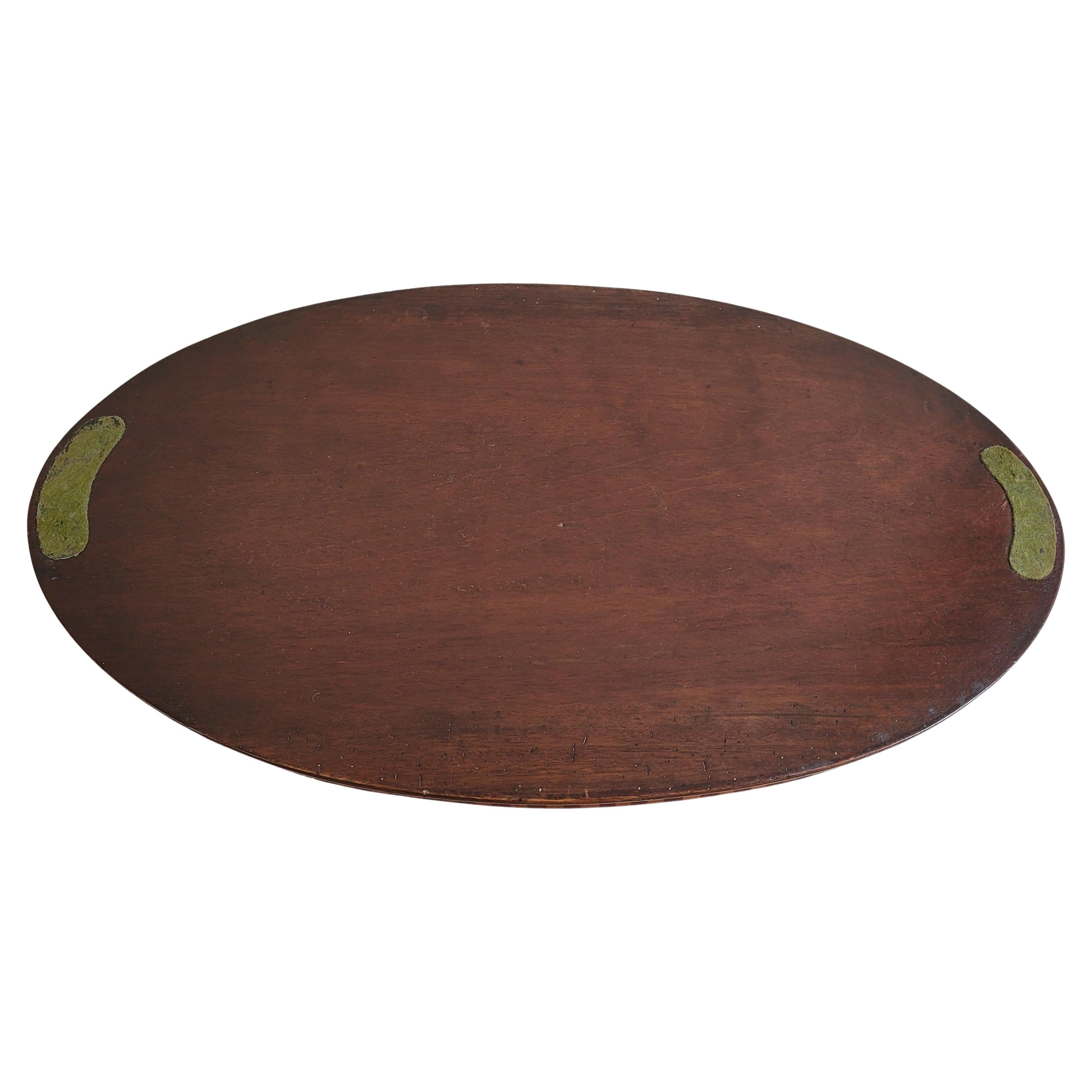 Ovales, ovales Butler-Tablett aus viktorianischem Mahagoni mit fein eingelegten Intarsien von George III. im Zustand „Gut“ im Angebot in Germantown, MD