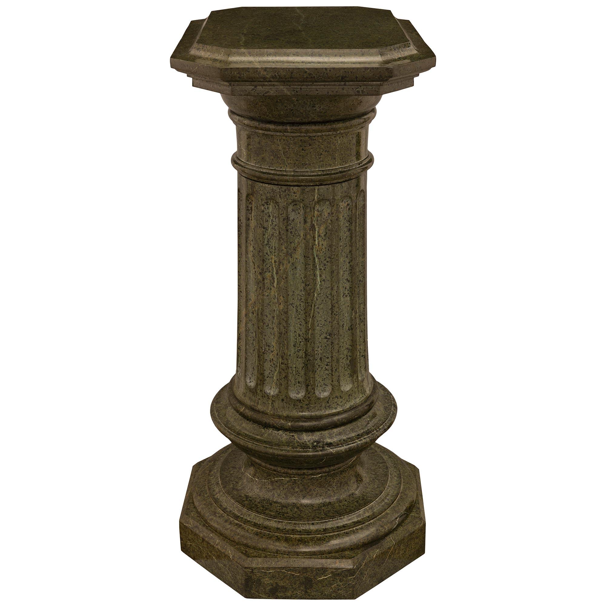 A large scaled Italian 19th century Vert de Patricia marble pedestal In Good Condition For Sale In West Palm Beach, FL