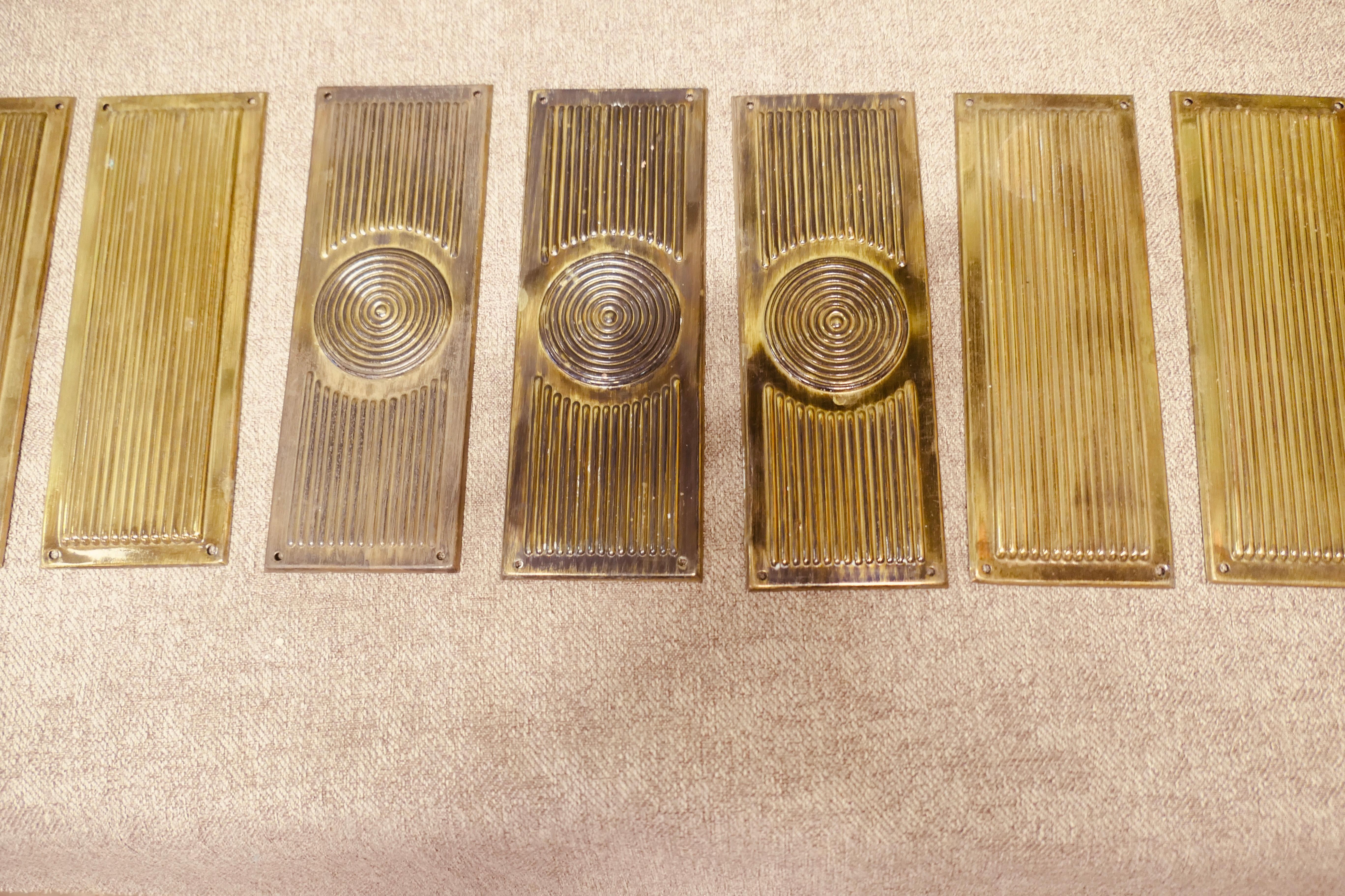 A Large Set of 12 Art Deco Brass Door Finger Plates In Good Condition For Sale In Godshill, Isle of Wight