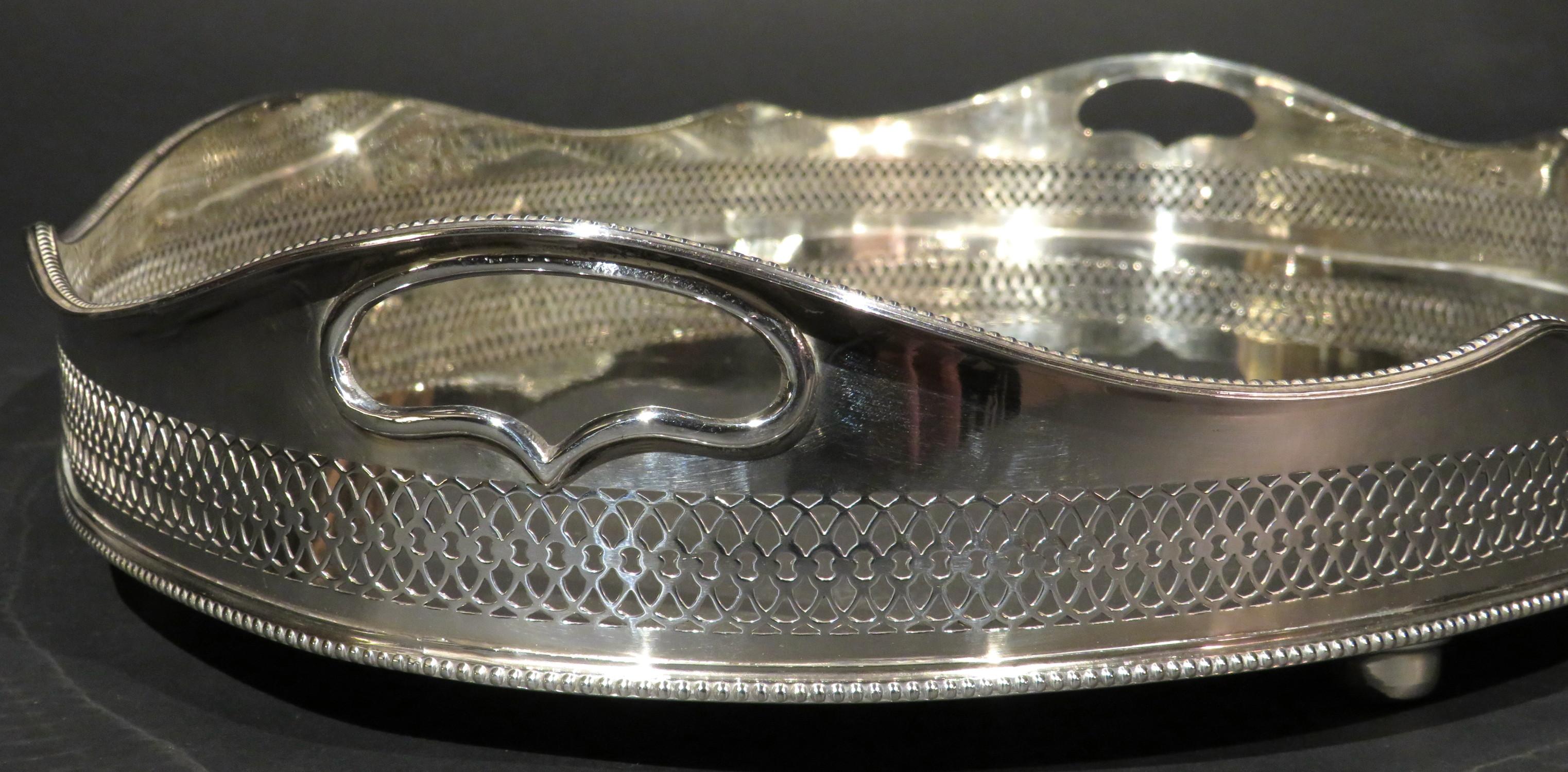 20th Century A Very Large Silver Plated Drinks Tray / Serving Tray, England Circa 1930