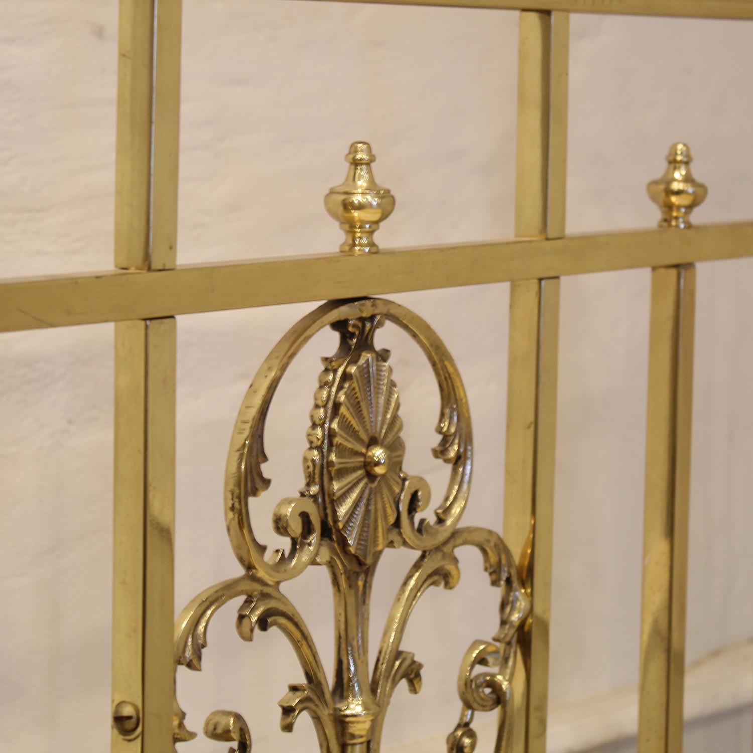 Un grande letto antico edoardiano singolo in ottone MS78 in vendita 3