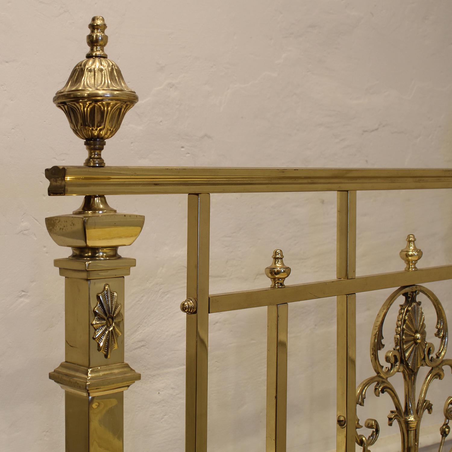 Un grande letto antico edoardiano singolo in ottone MS78 in vendita 2