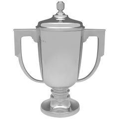 Große Sterlingsilber-Art-Déco-Trophäe, gestempelt 1934 von Gibson & Langman