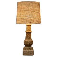 Eine große Steinlampe, Frankreich 60er Jahre.