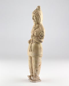 Grande figurine de soldat en poterie émaillée à la paille