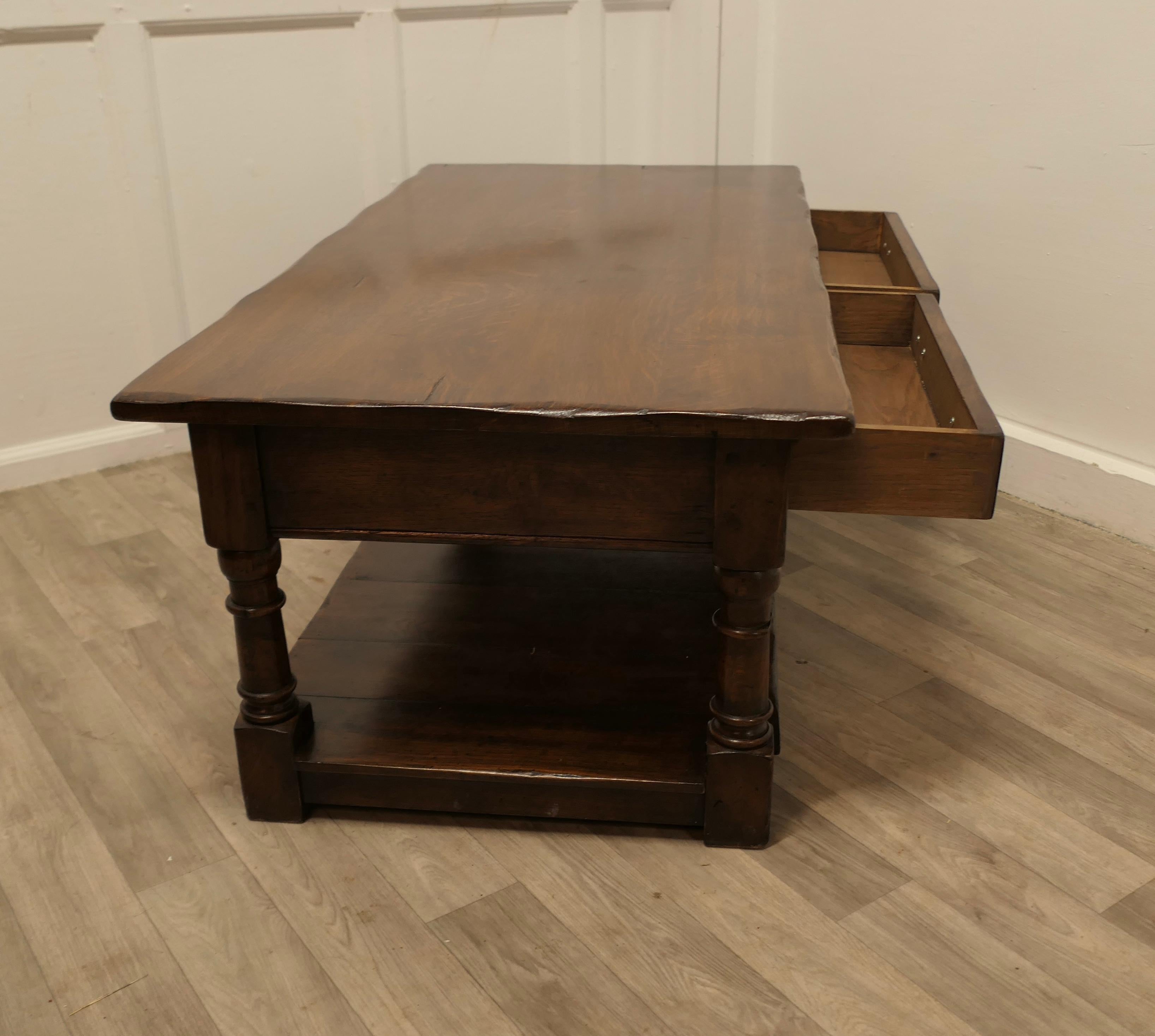 A Large Traditionally Made Oak Plank Top Coffee Table In Good Condition In Godshill, Isle of Wight