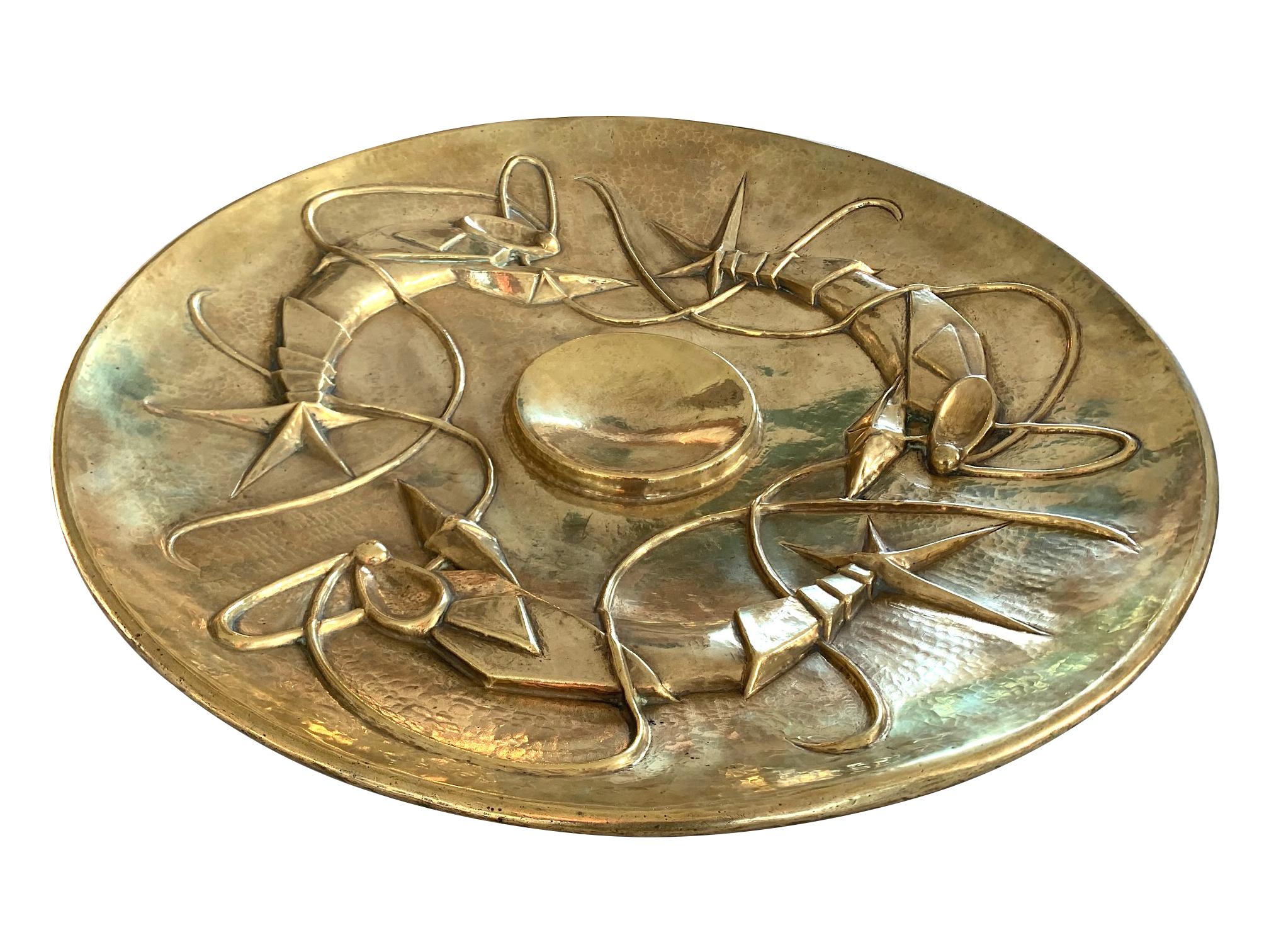 Large Unique Art Nouveau Brass Charger Decorated with Three Stylized Lobsters For Sale 4