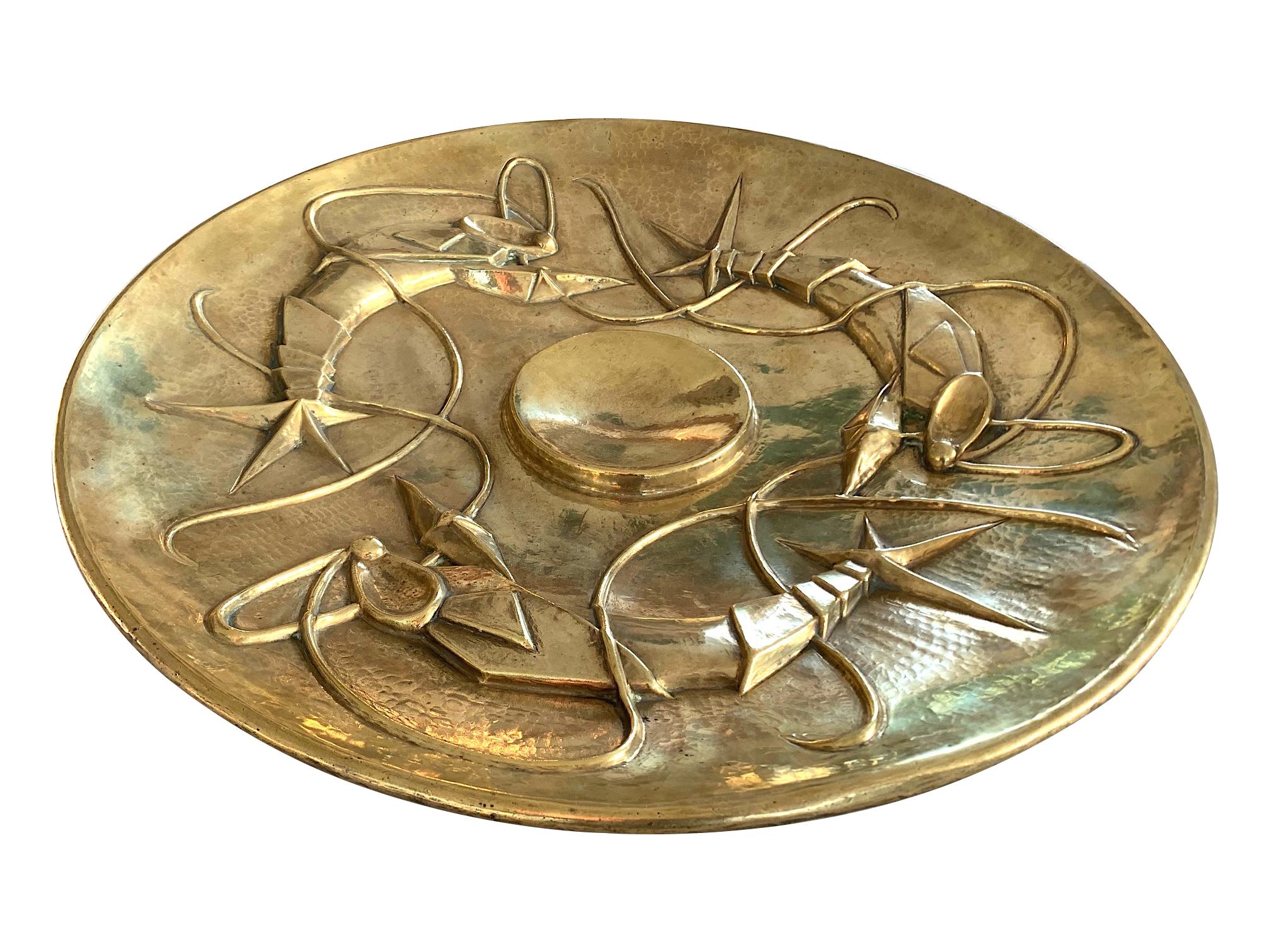 Hammered Large Unique Art Nouveau Brass Charger Decorated with Three Stylized Lobsters For Sale