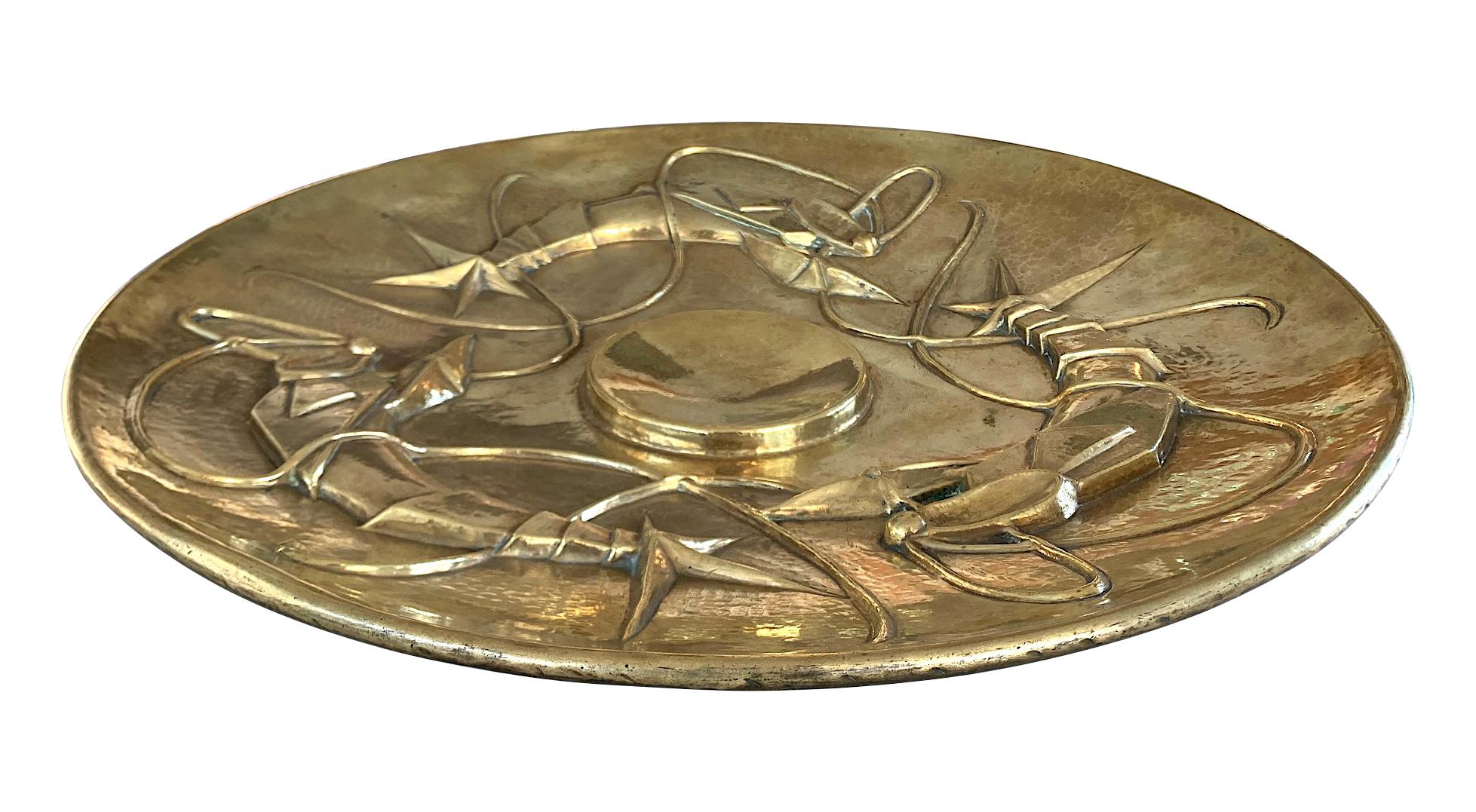 Large Unique Art Nouveau Brass Charger Decorated with Three Stylized Lobsters For Sale 1