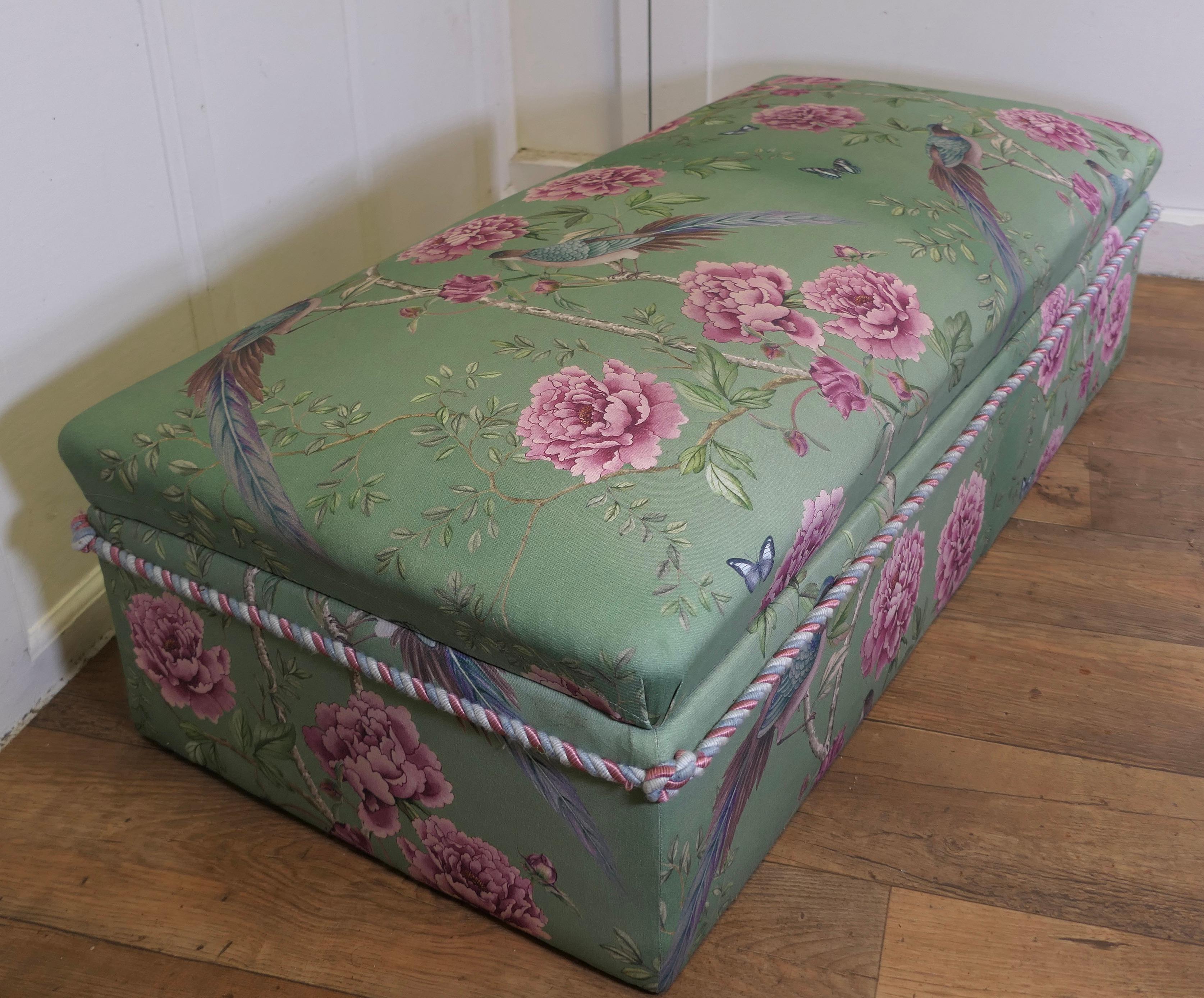 Chinoiserie A Large Upholstered Ottoman or Window Seat   This piece is upholstered with a be For Sale