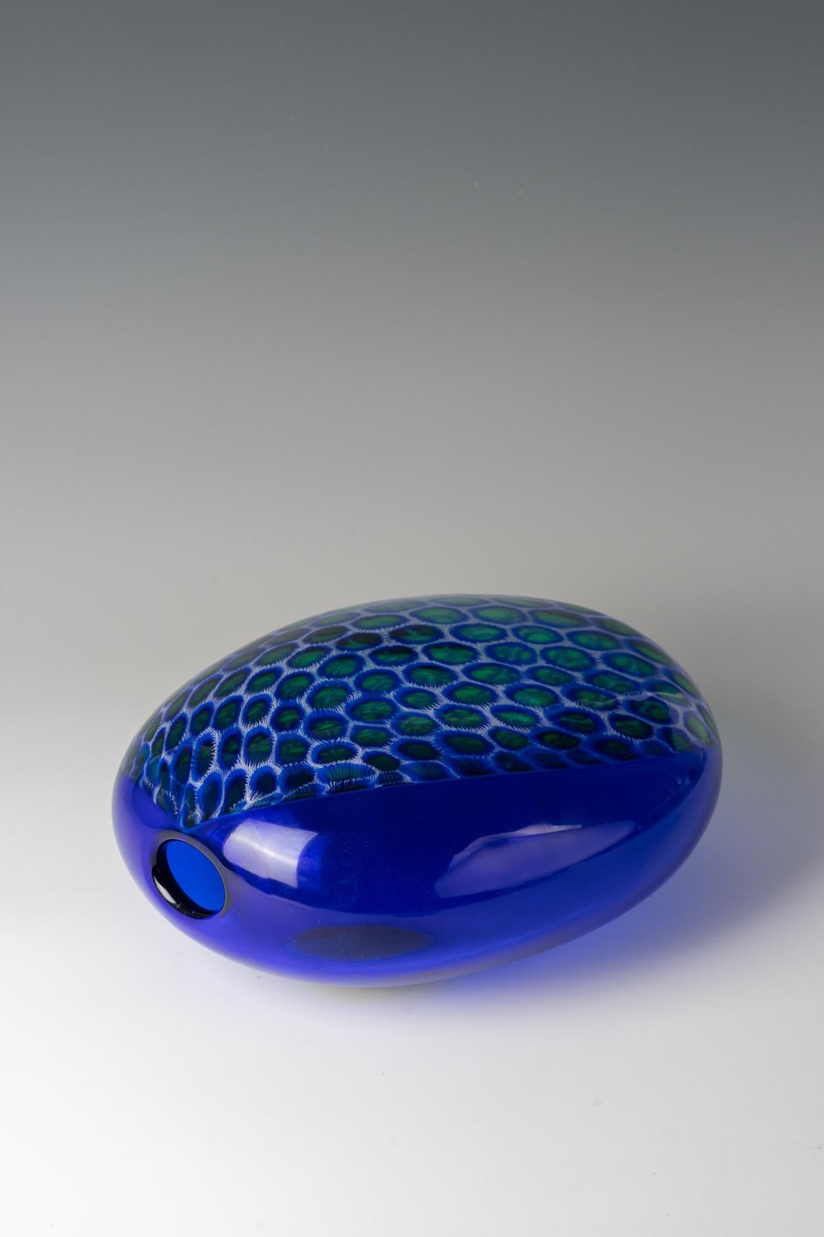 A large vase Seguso Viro, Murano, designed by Giampaolo Seguso, 1993 In Good Condition For Sale In Zurich, CH