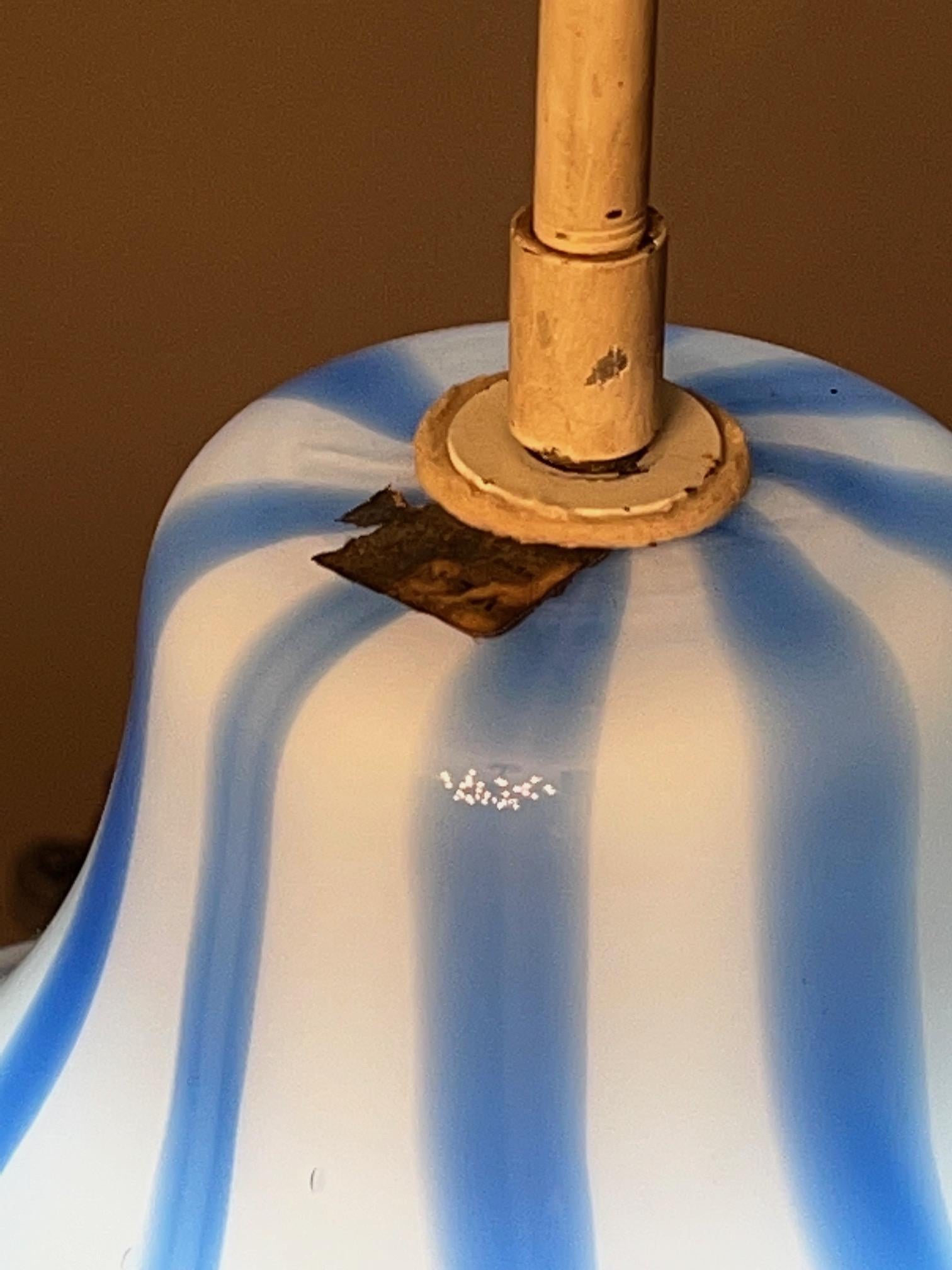 Italian A Large Venini Glass Pendant Lamp For Sale
