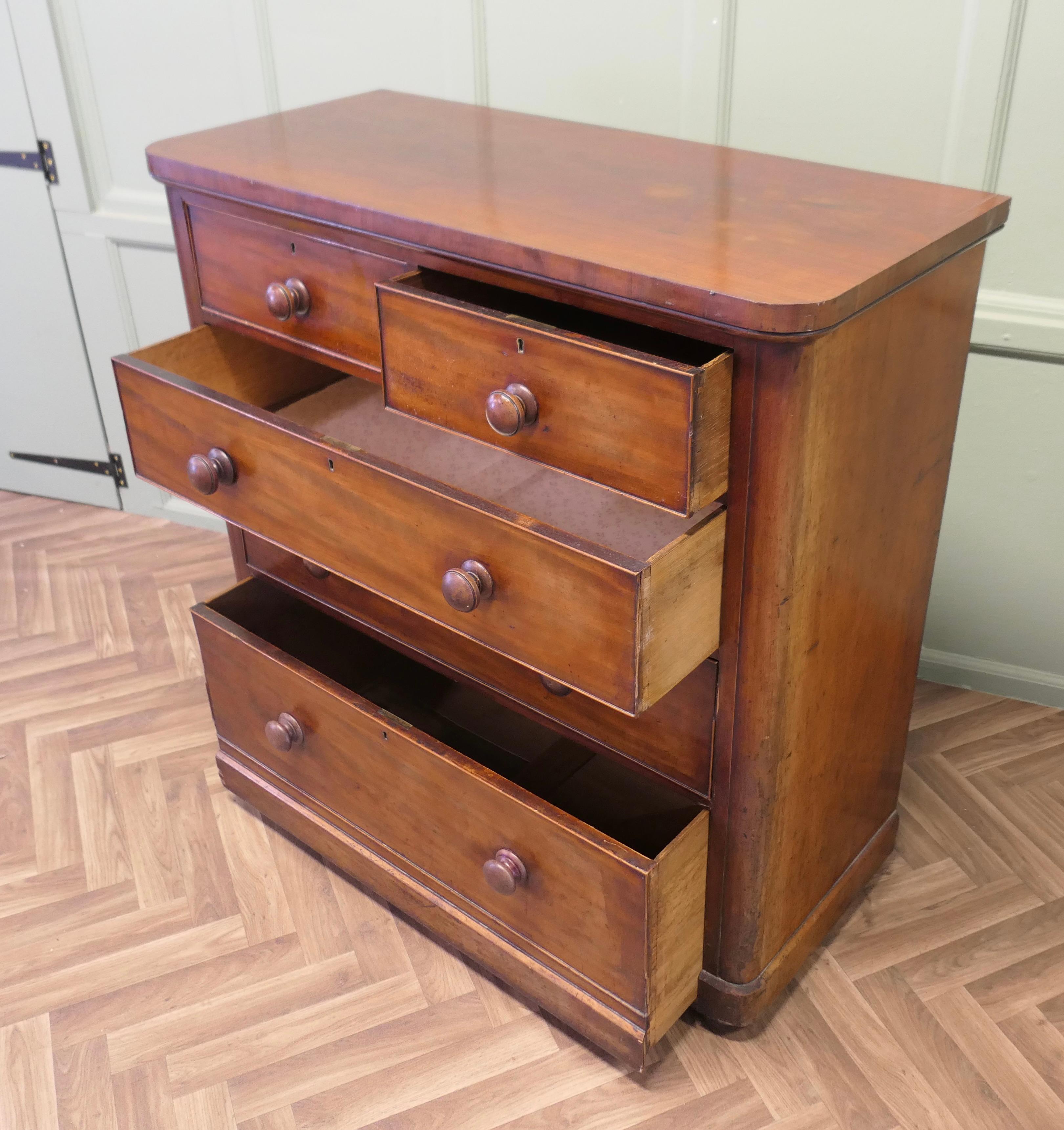 A Large Victorian Mahogany Chest of Drawers    This is a good solid chest For Sale 2