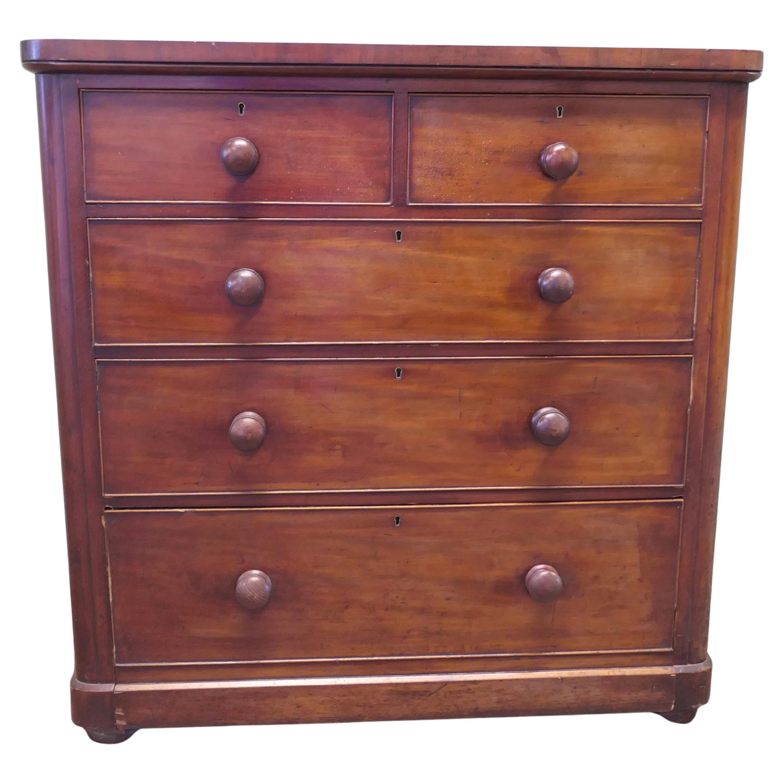 A Large Victorian Mahogany Chest of Drawers    This is a good solid chest