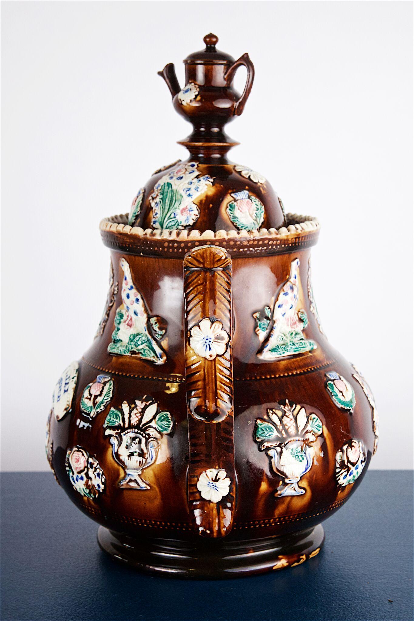 English Large Victorian Measham Bargeware Teapot, circa 1880 For Sale