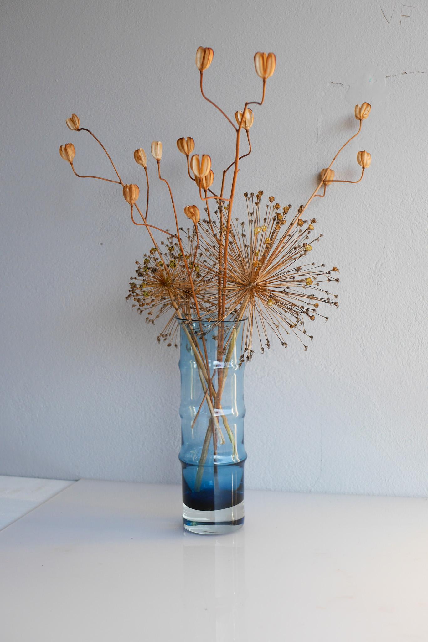 Große blaue Glasvase 