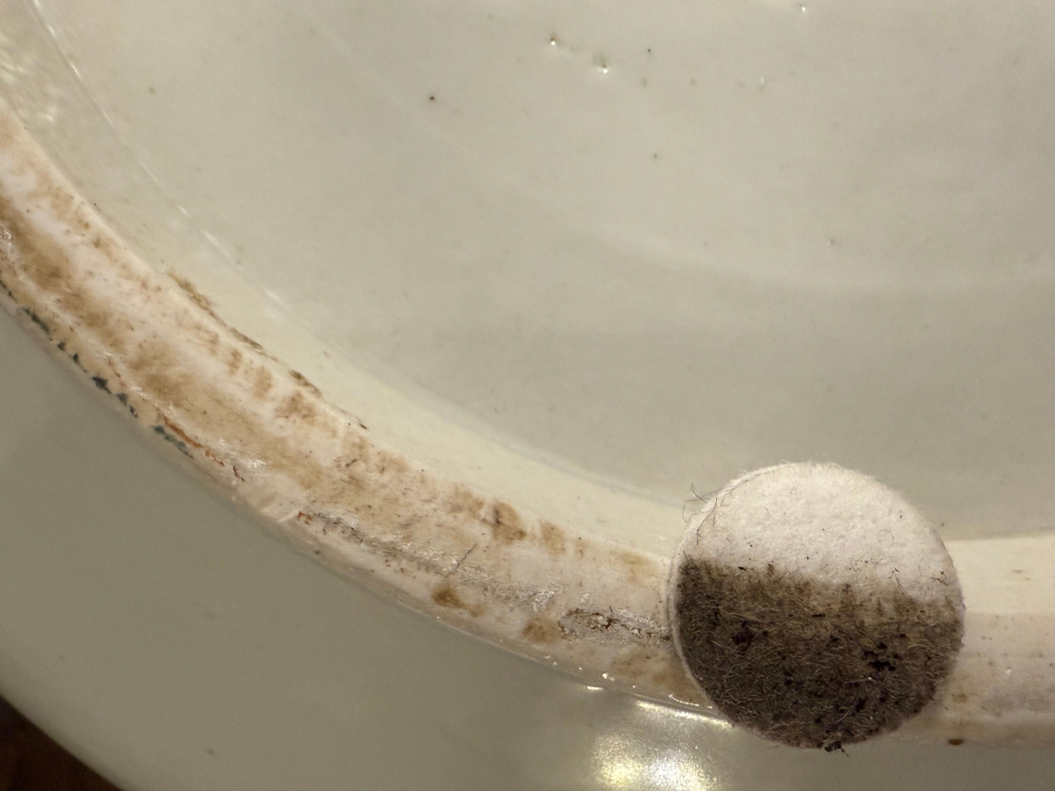 Una grande ciotola cinese Blanc De Chine d'epoca, 20° secolo in vendita 2