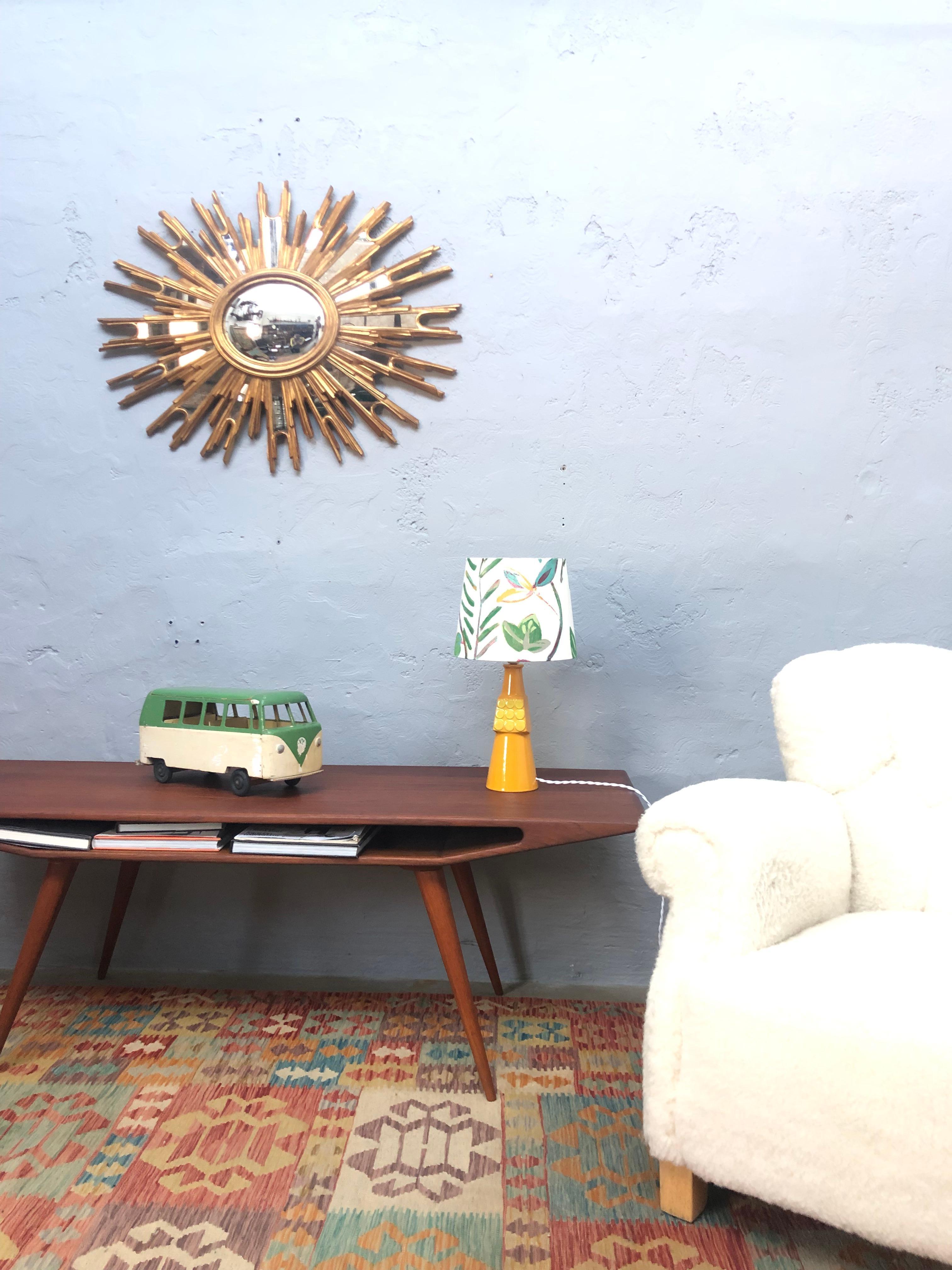 Eine große Vintage Sunburst Spiegel von Ateliers Armand Dutry von Belgien (Mitte des 20. Jahrhunderts) im Angebot