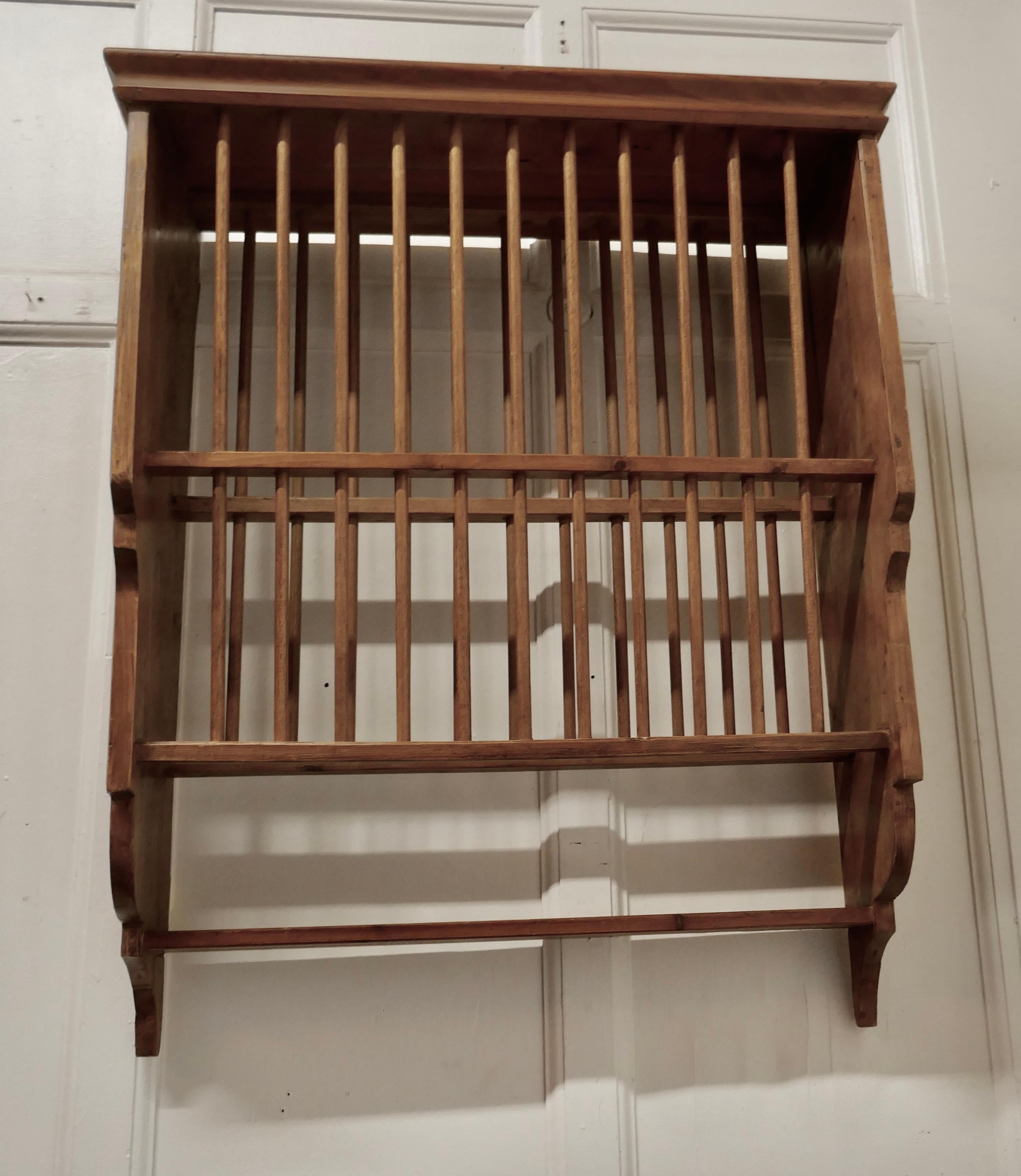 large plate rack wall