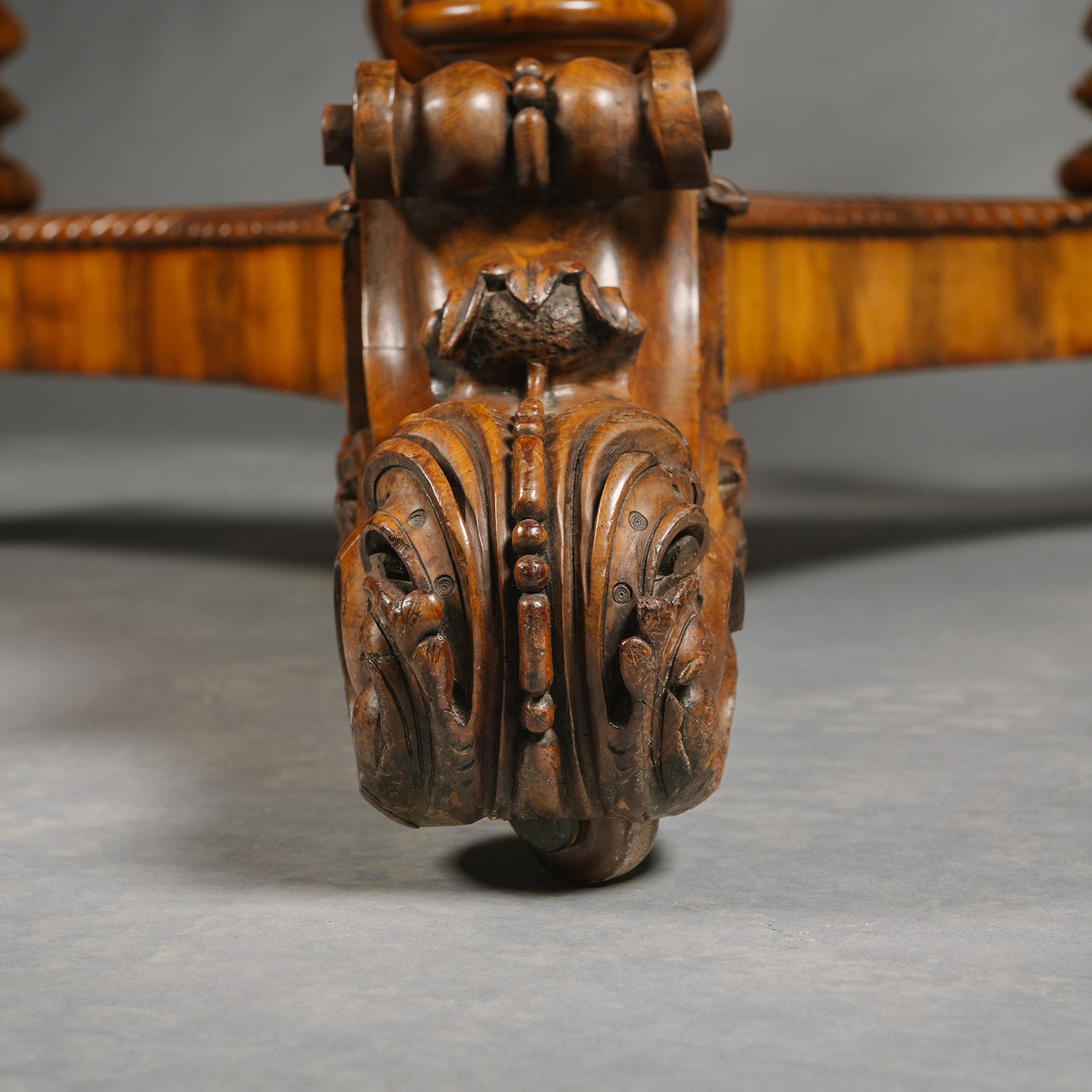 19th Century A Large William IV Yew Wood Centre Table For Sale