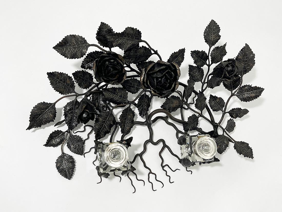 Large Wrought Iron Inkwell of Branches with Roses, circa 1910 For Sale 3